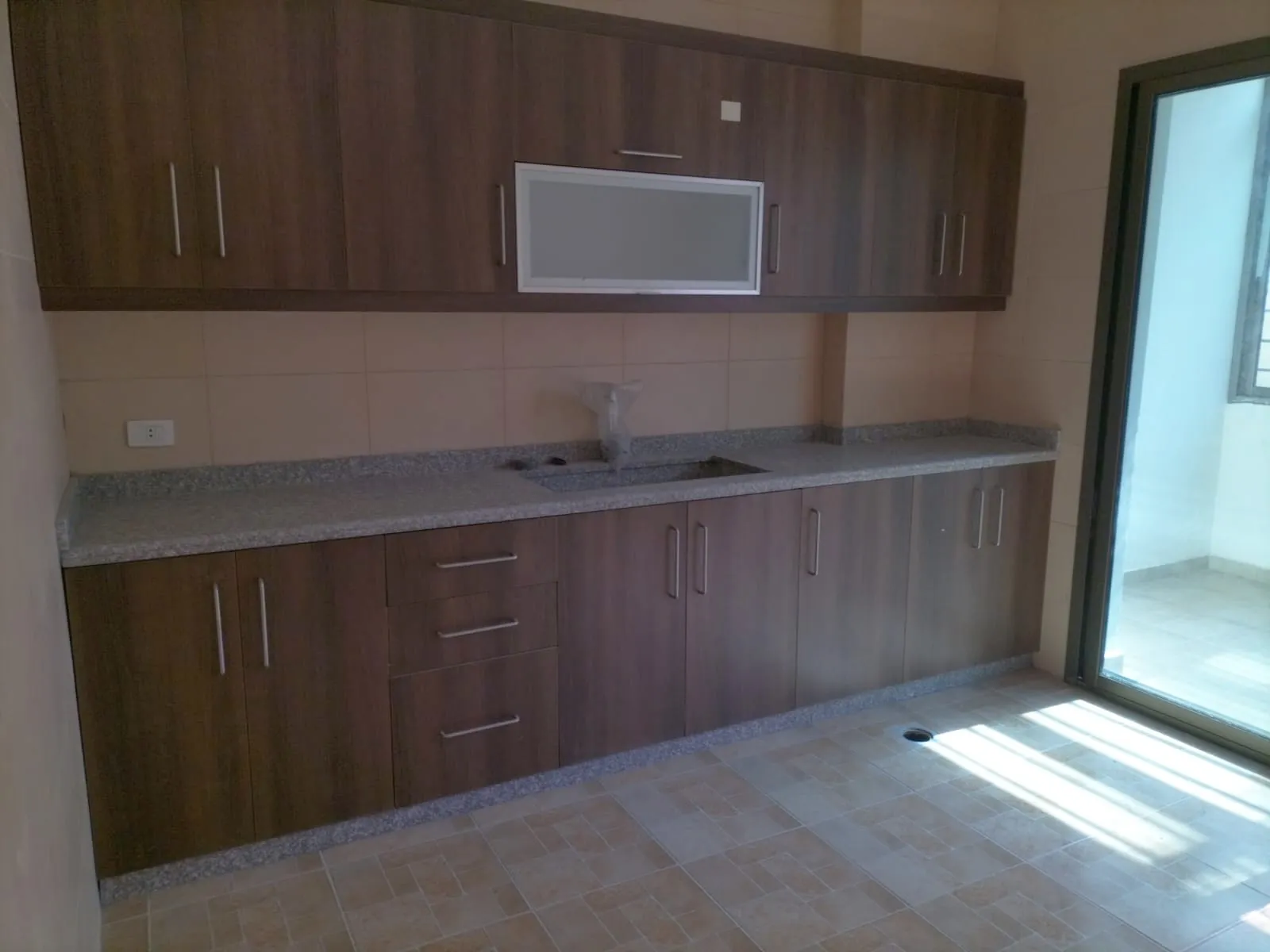 Prime Location Apartment in Khaldeh, Aley with Sea View — الصورة 3