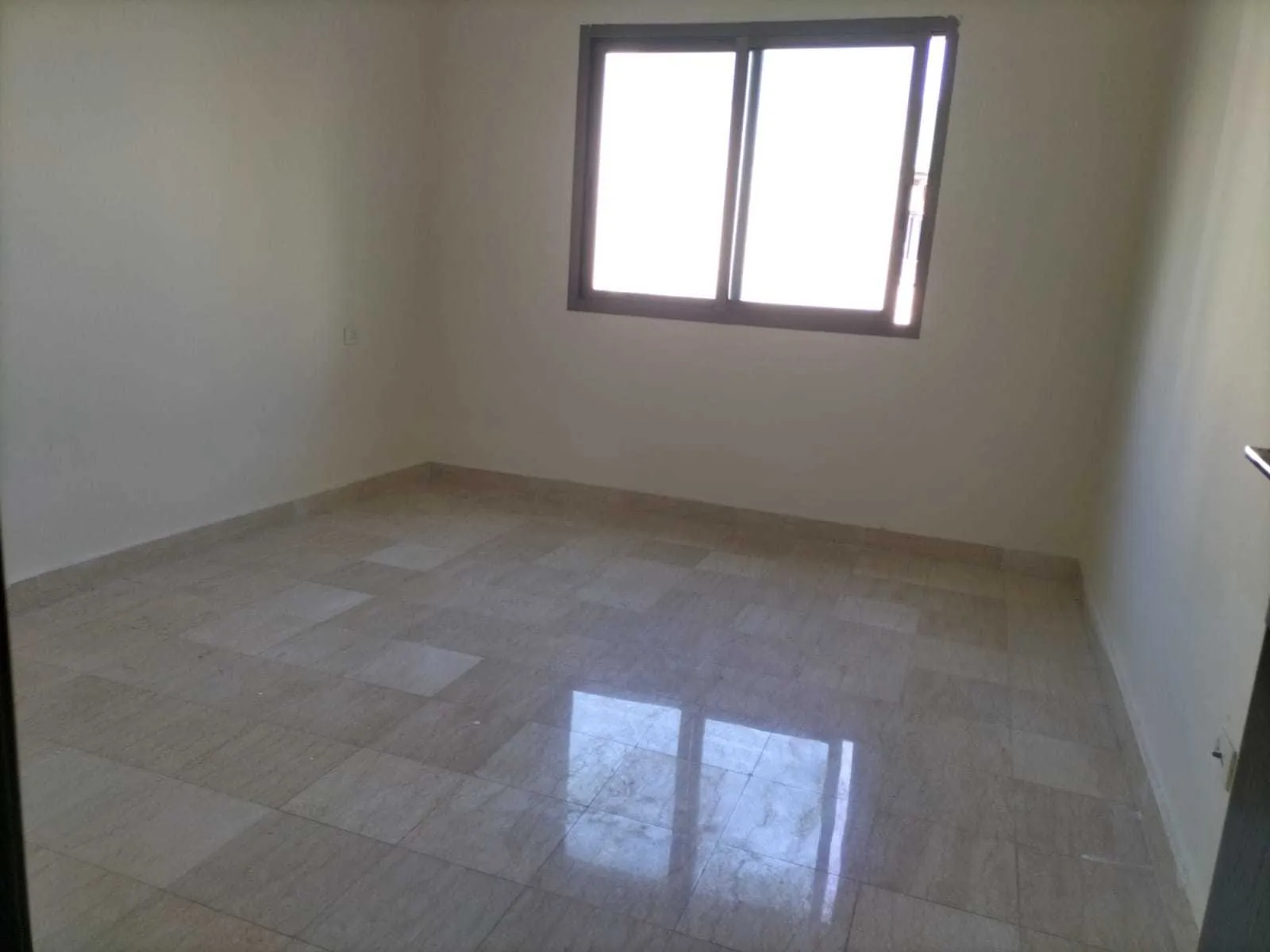 Prime Location Apartment in Khaldeh, Aley with Sea View — الصورة 4