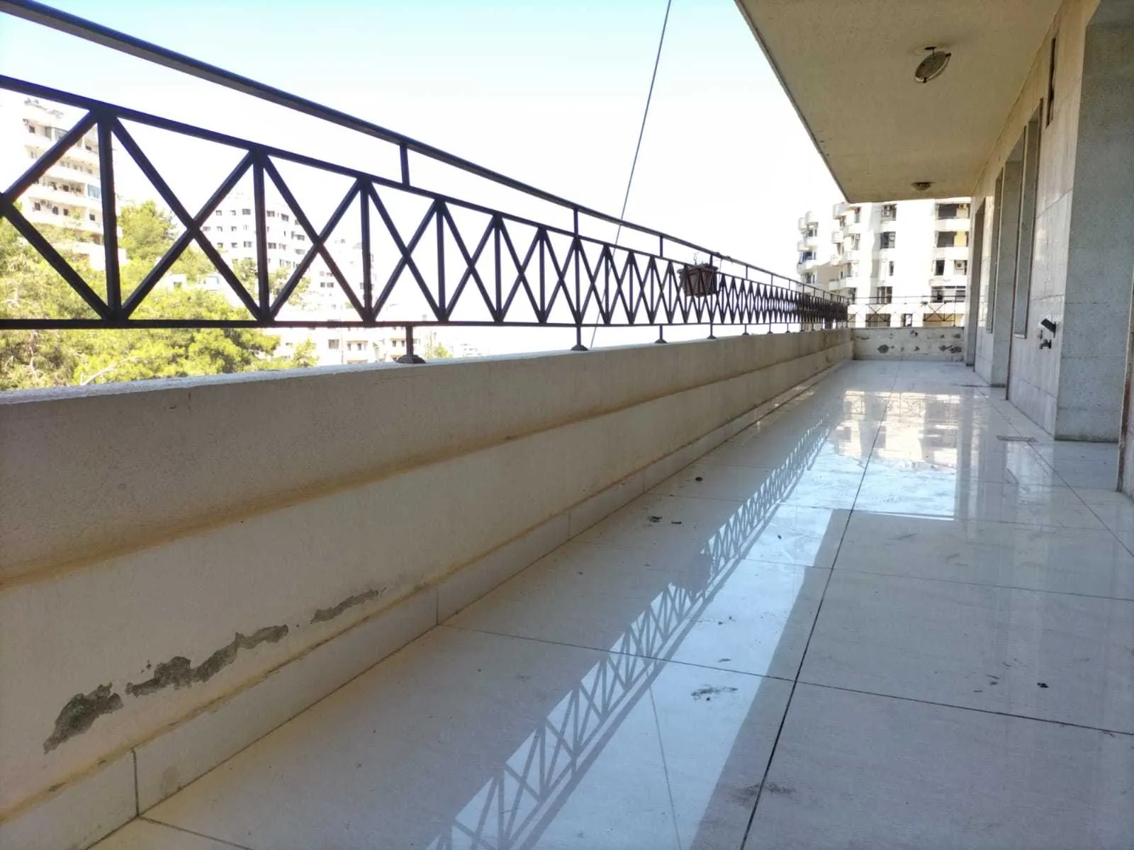 Warehouse/Apartment for Sale in Ram Bchamoun