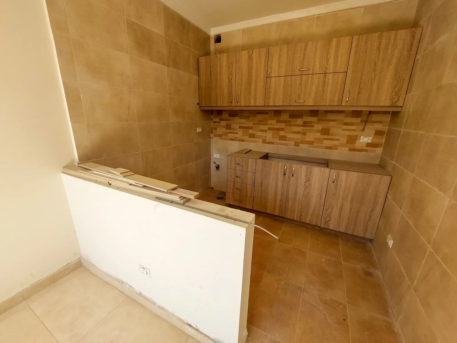 Brand New Apartment in Ain Alak, Metn with Mountain View — photo 3