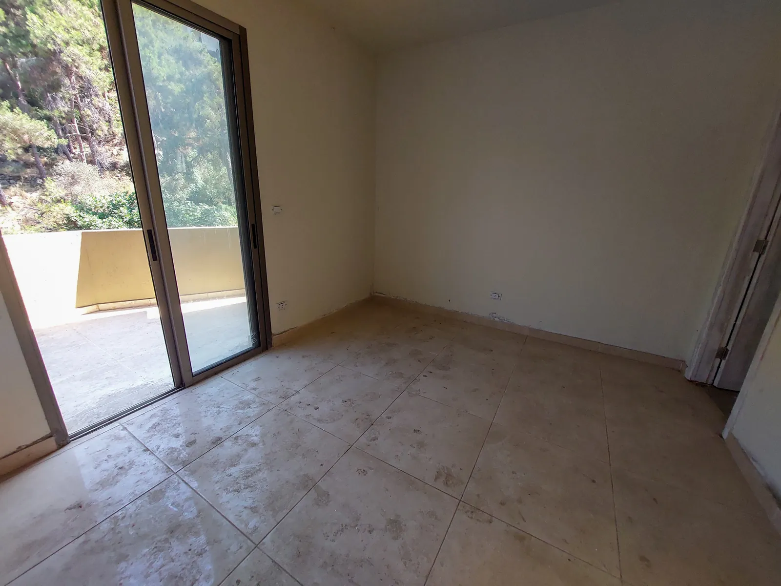 Brand New Apartment in Ain Alak, Metn with Mountain View — photo 4