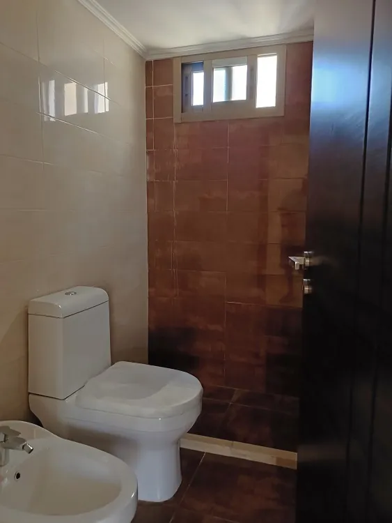 Prime Location Apartment in Mazraa, Beirut with City View — الصورة 5