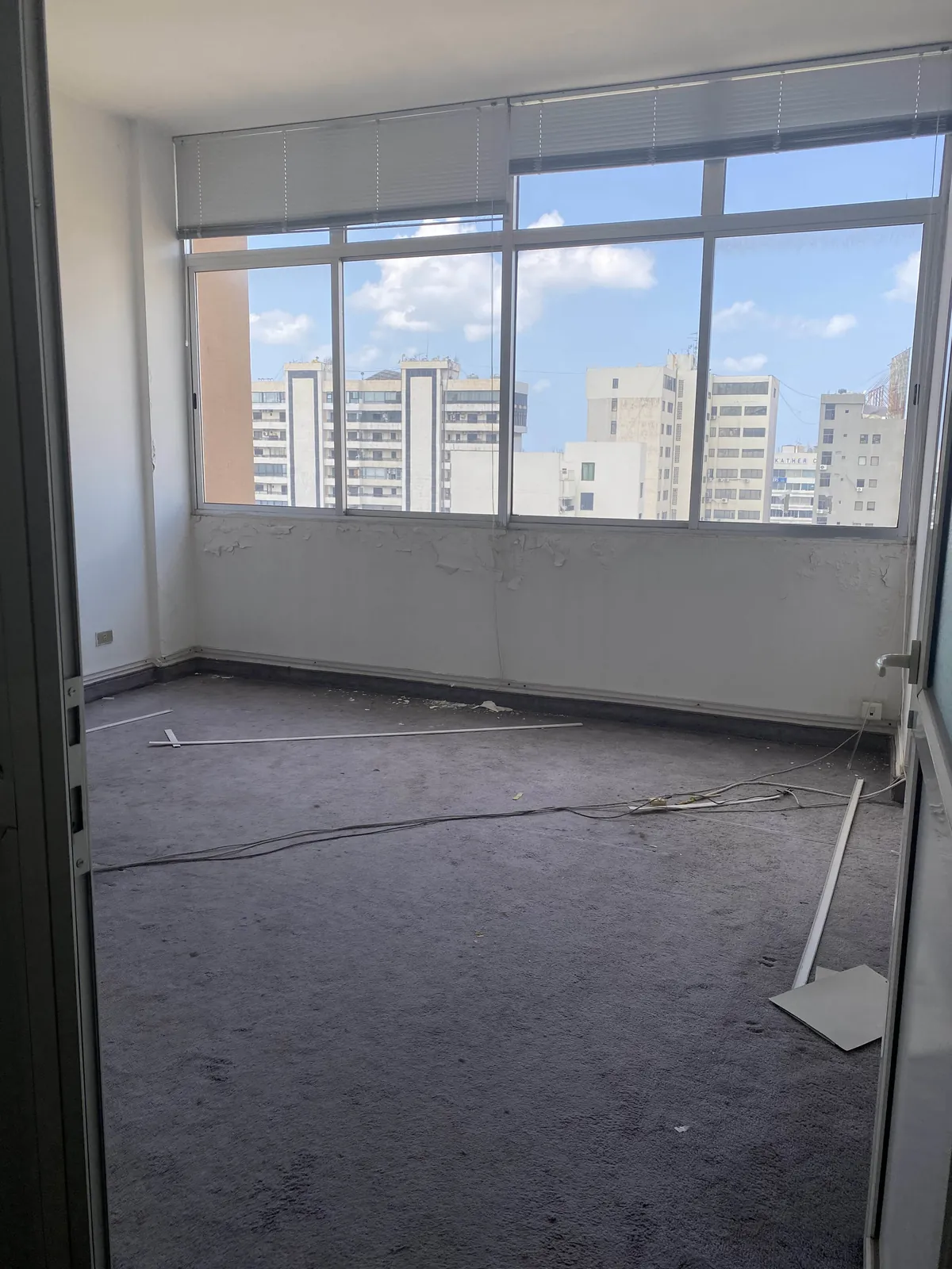 Prime Location Office in Jal El Dib , Metn — photo 3