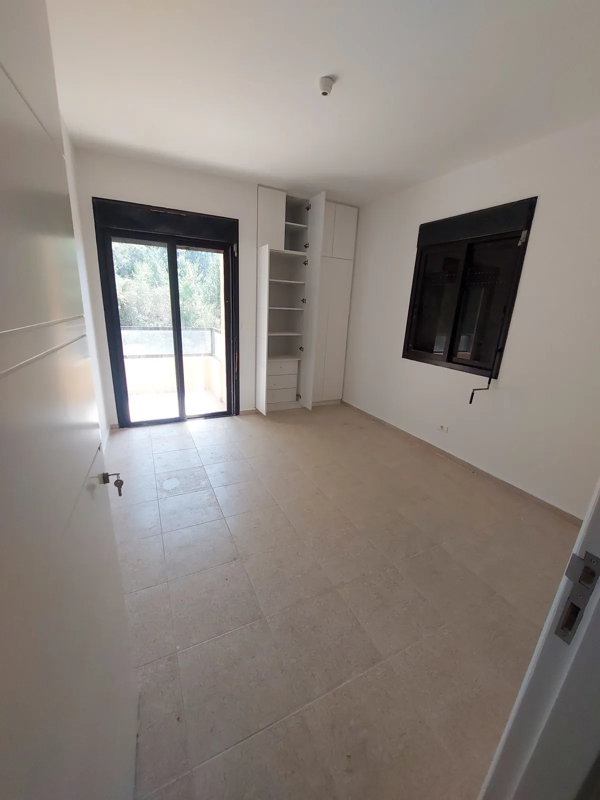 New Apartment in Beit El Kikko, Metn with Partial Sea View — الصورة 3