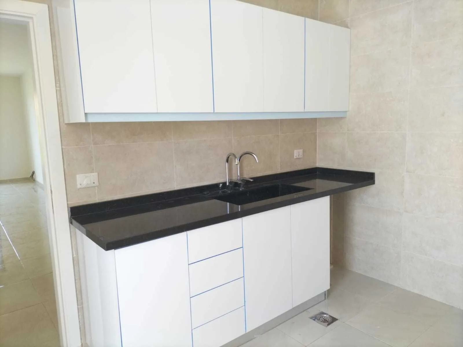 Apartment in Botchay, Baabda with Breathtaking Mountain View — الصورة 3
