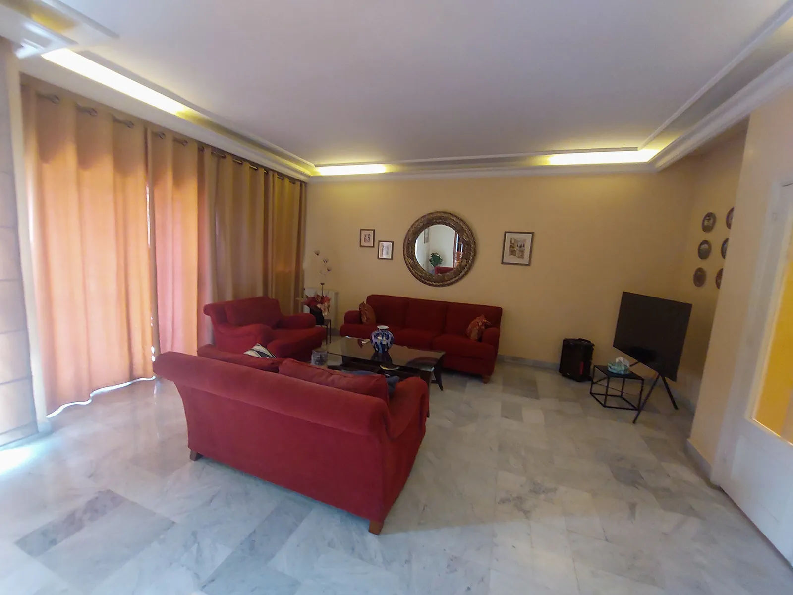 Prime Location Apartment in Sabtieh, Metn — الصورة 2