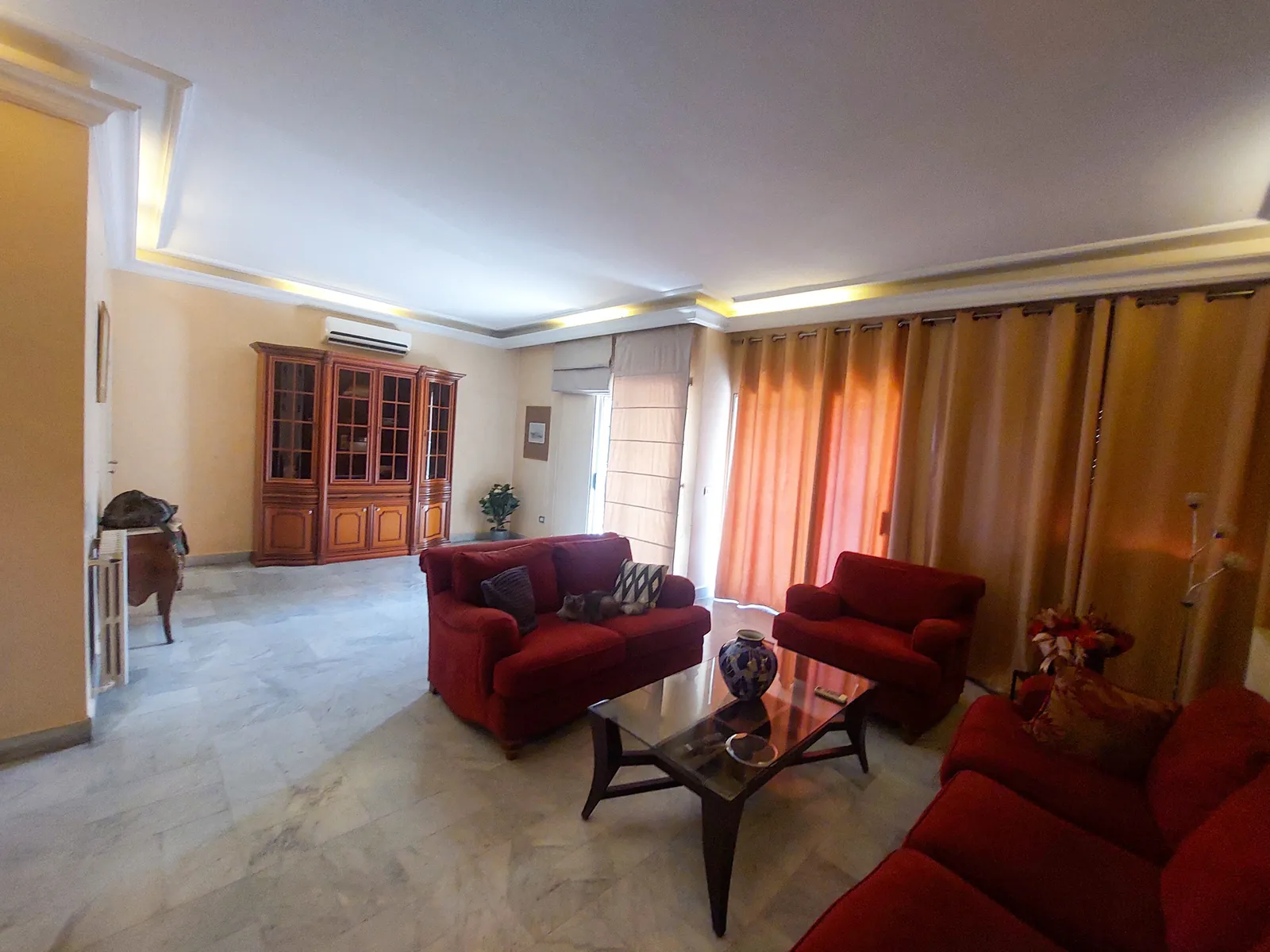 Prime Location Apartment in Sabtieh, Metn — الصورة 3