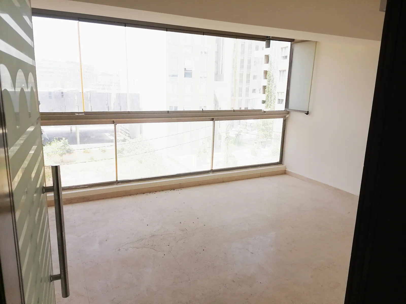 Prime Location Apartment in Sin El Fil, Metn — الصورة 2