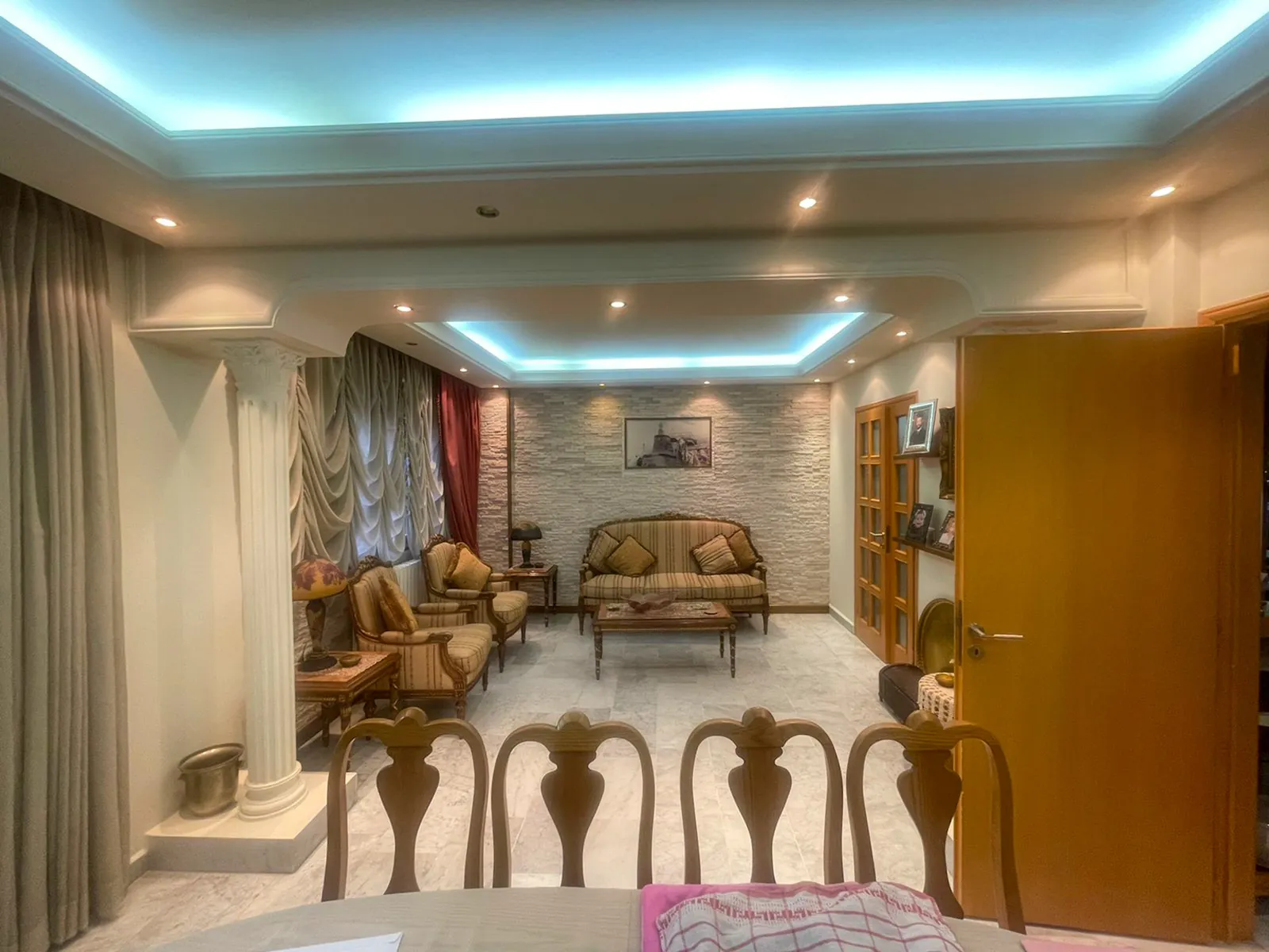 Decorated Apartment in Atchaneh, Metn — الصورة 2