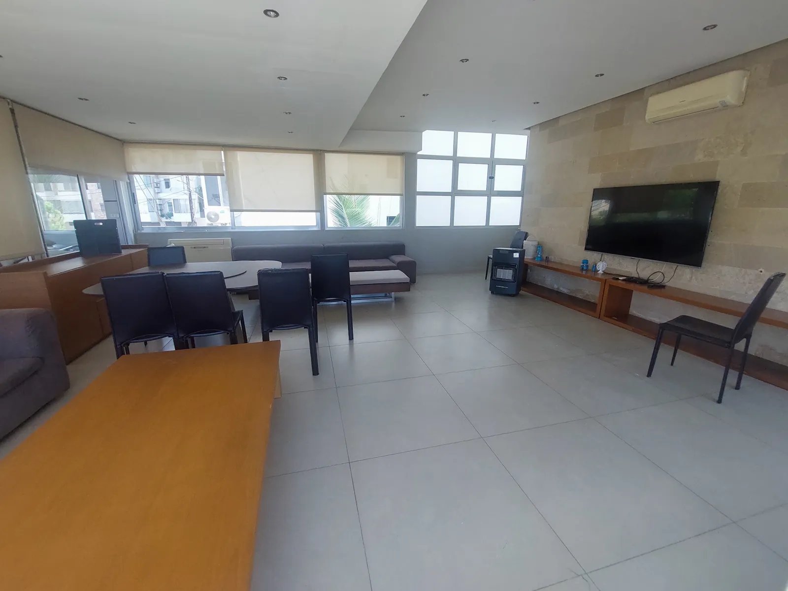 Furnished Apartment in Naccache, Metn with Terrace + Sea View — الصورة 3