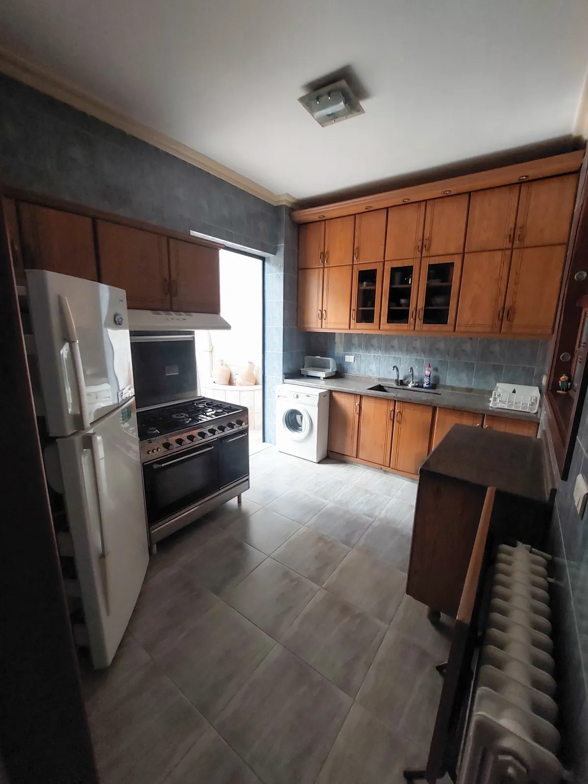 Fully Furnished Apartment in Aoukar, Metn + Terrace — photo 3