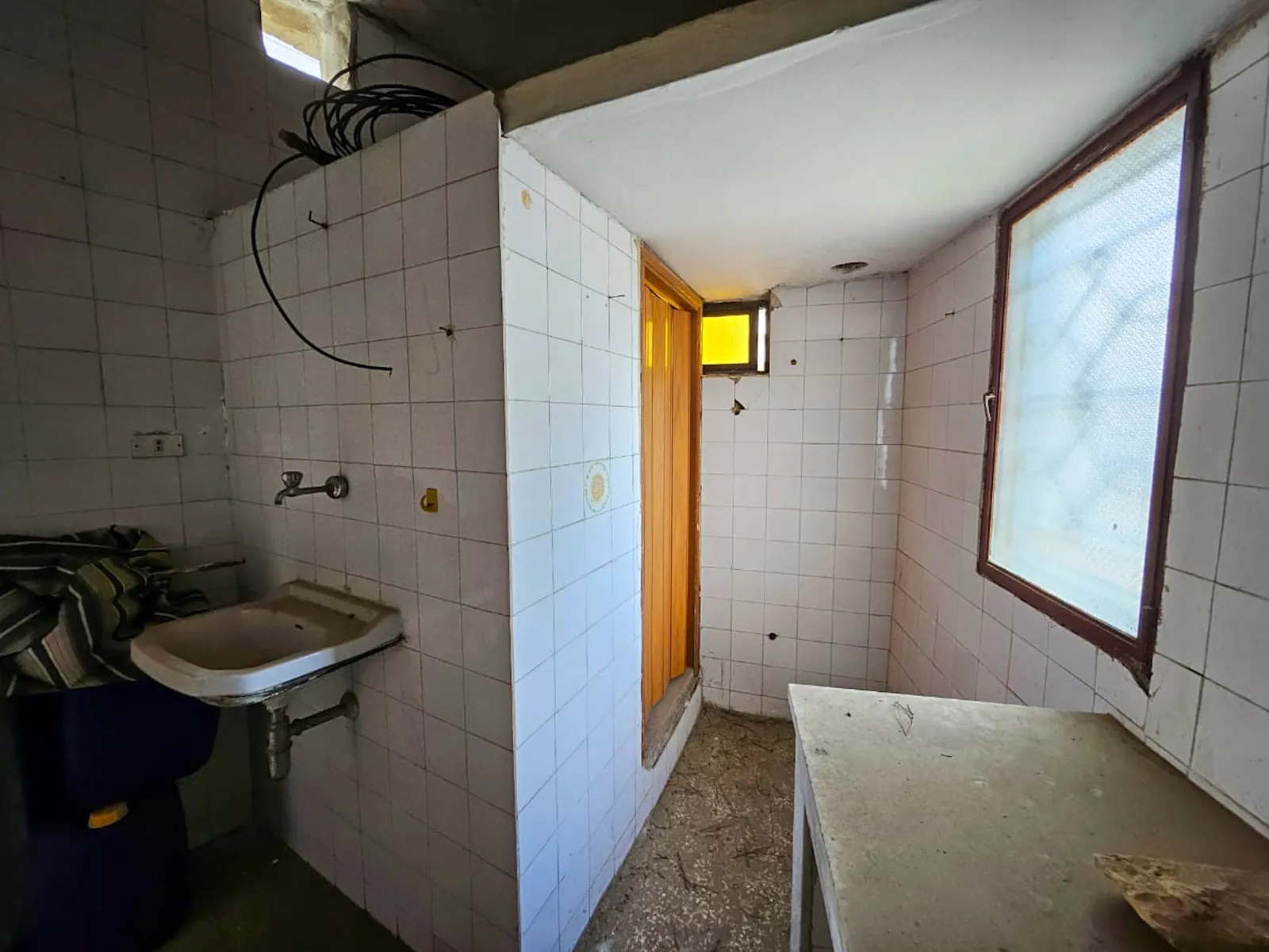 Detached Old House with Two Stores in Mrouj, Metn — الصورة 4