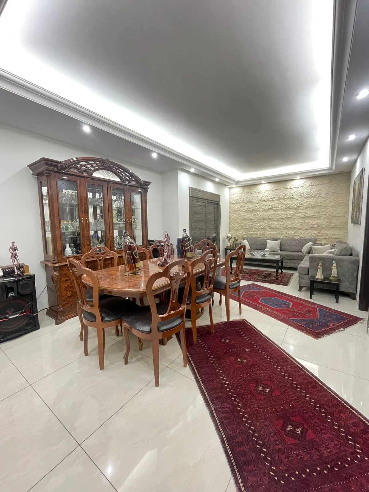 Apartment in Hazmieh, Mar Takla with Breathtaking View — photo 2