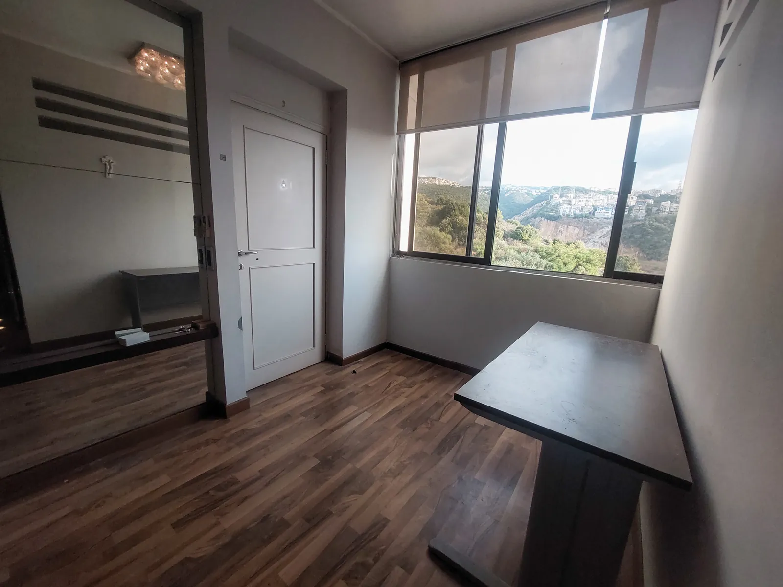 Fully Furnished Location Office in Rabieh, Metn — الصورة 4