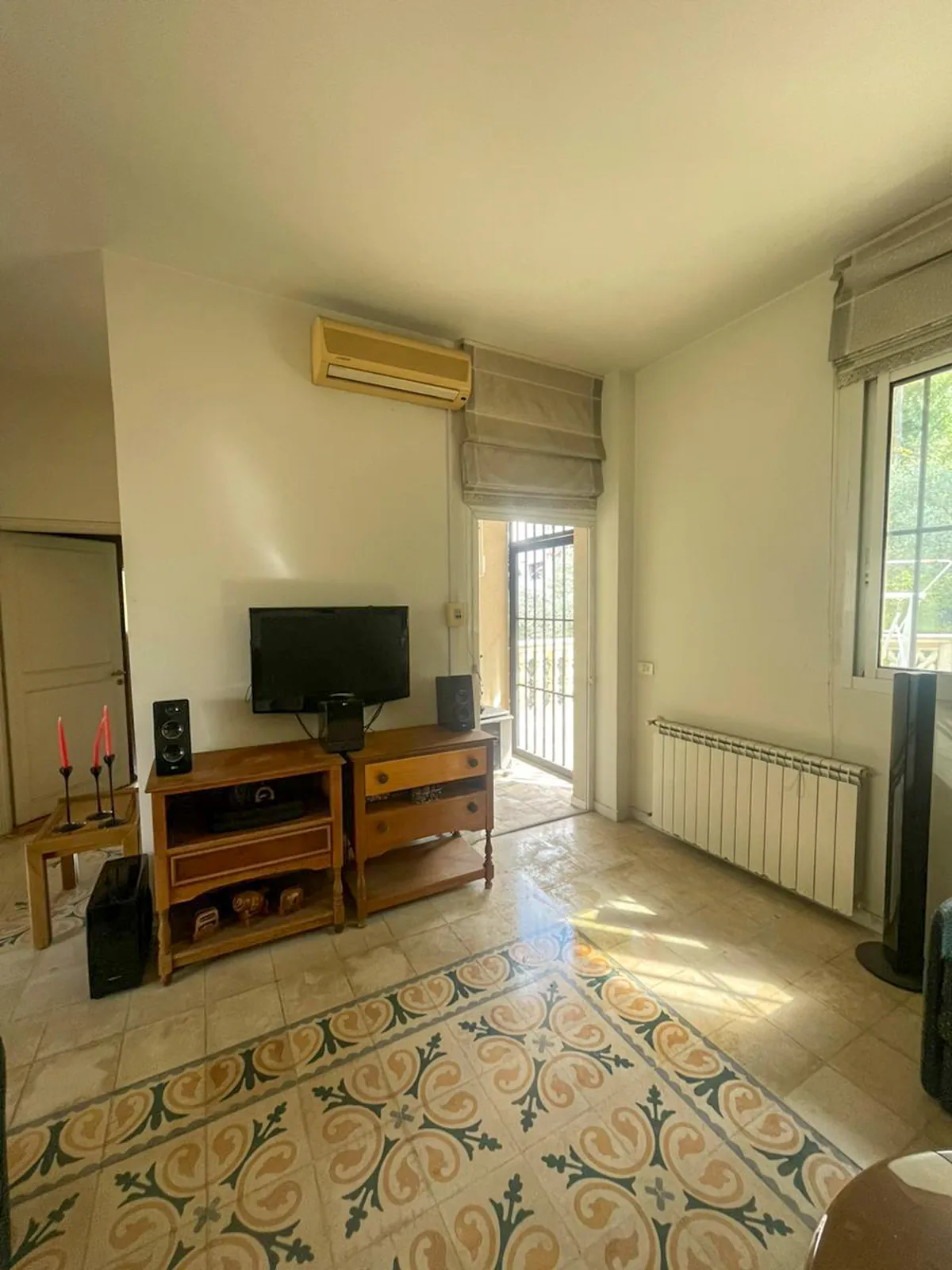 Fully Furnished Apartment in Ain Aar, Metn with Sea View — الصورة 2