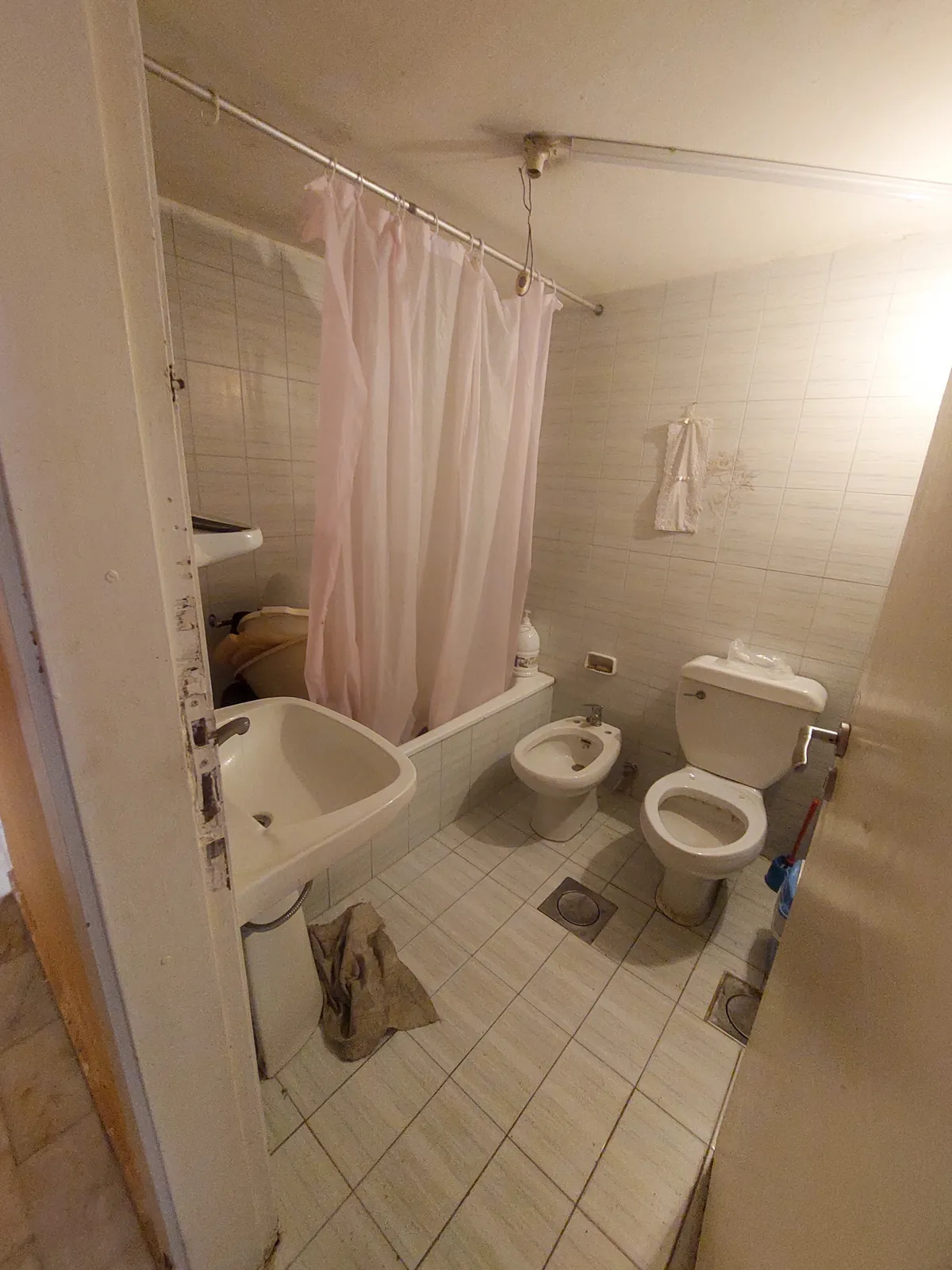 Prime Location Apartment in Aoukar, Metn with Mountain View — photo 5
