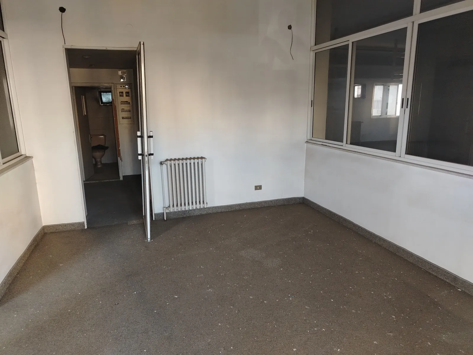 Prime Location Office in Sed El Bauchrieh Highway, Metn — photo 4