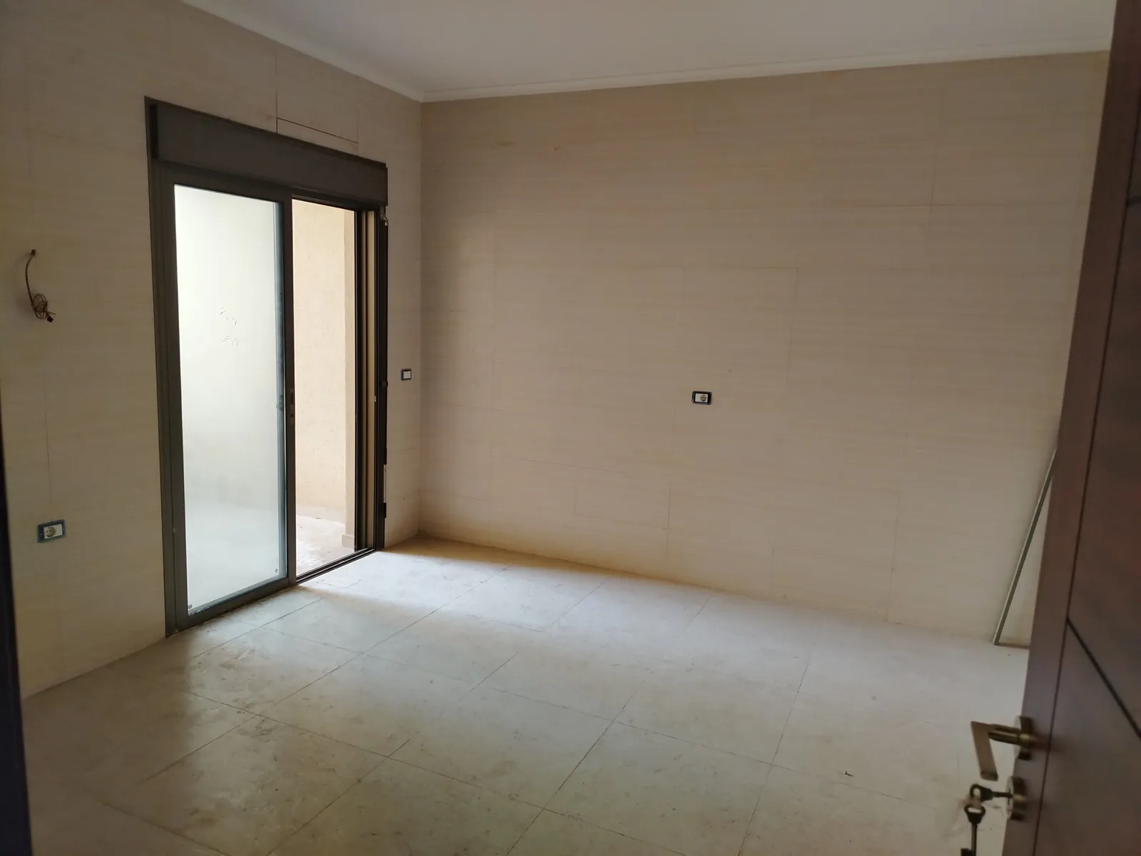 Brand New Apartment in Dekwaneh, Metn — الصورة 2
