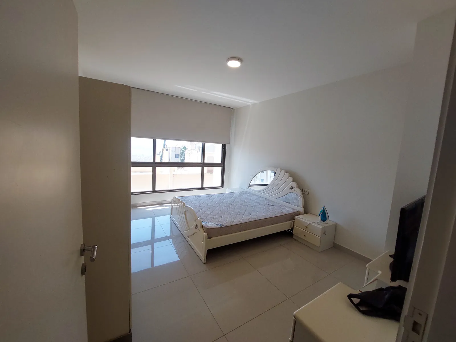 Semi Furnished Apartment in Rabieh, Metn — الصورة 5