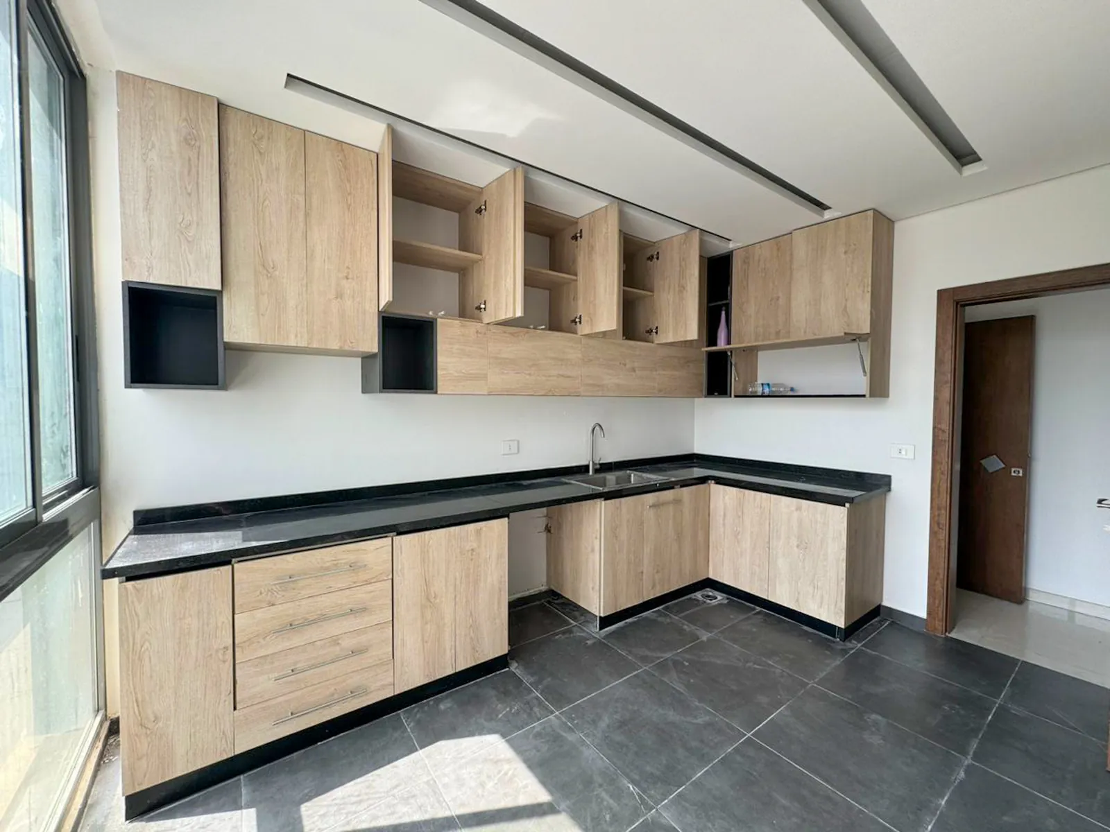 New Duplex in Bsalim, Metn with Breathtaking Sea & Mountain View — الصورة 3