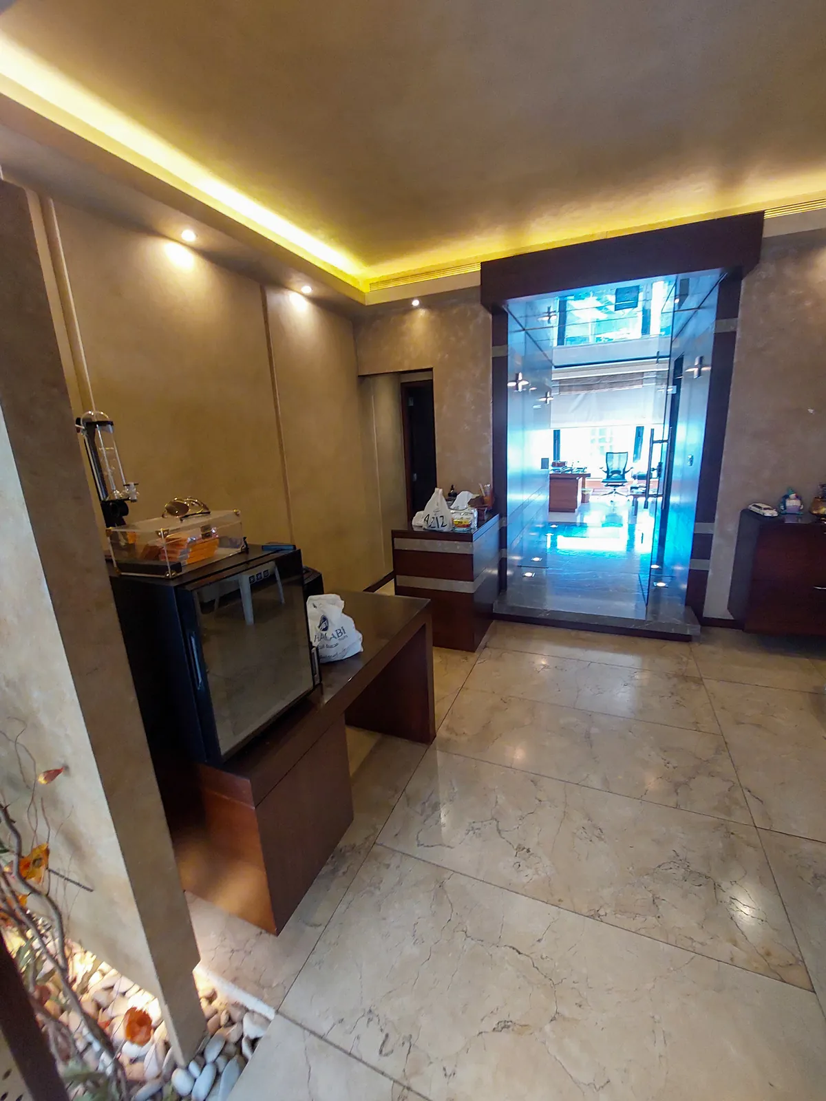 Fully Furnished Prime Location Office in Zalka, Metn — photo 4