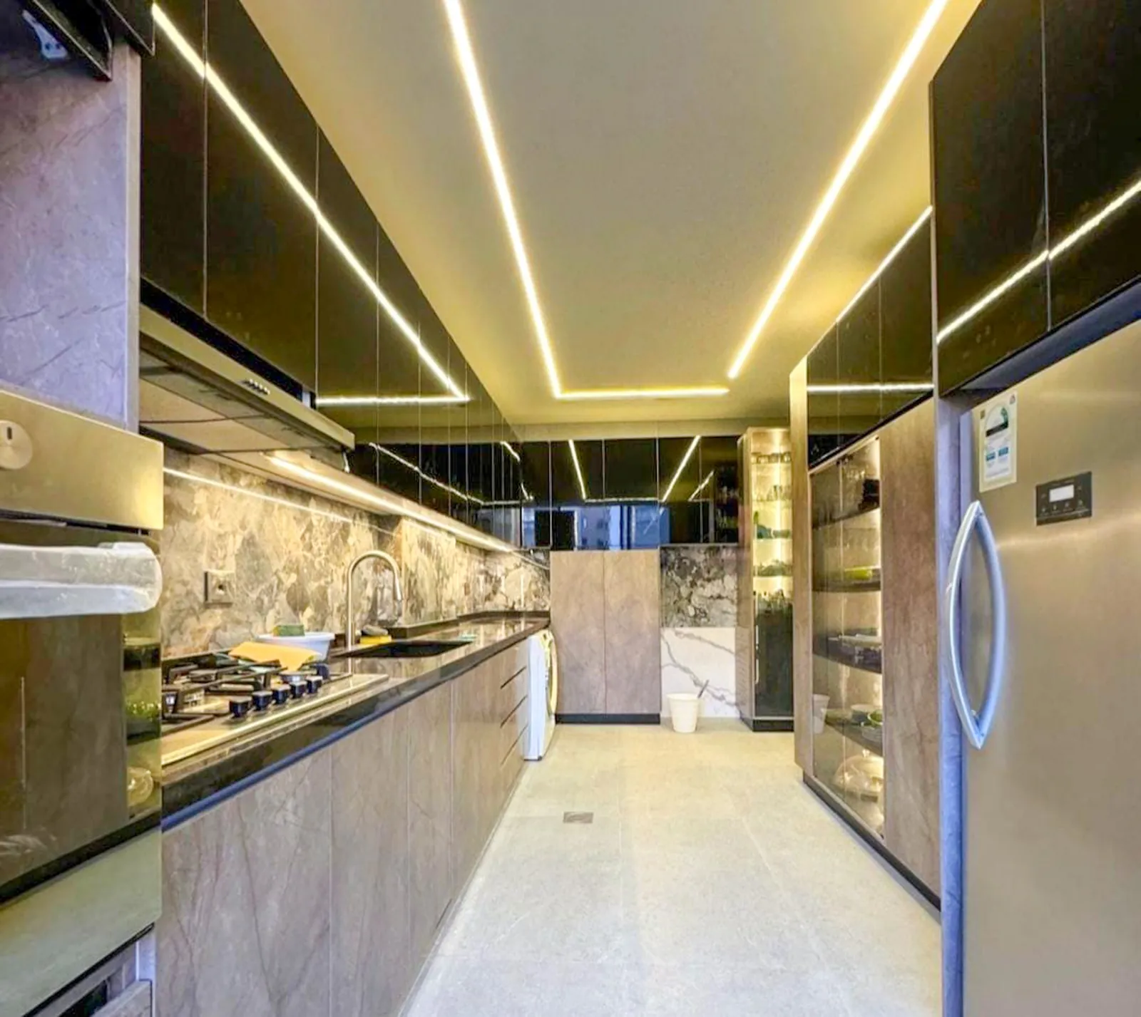 Semi Furnished Apartment in Dik El Mehdi, Metn — الصورة 3