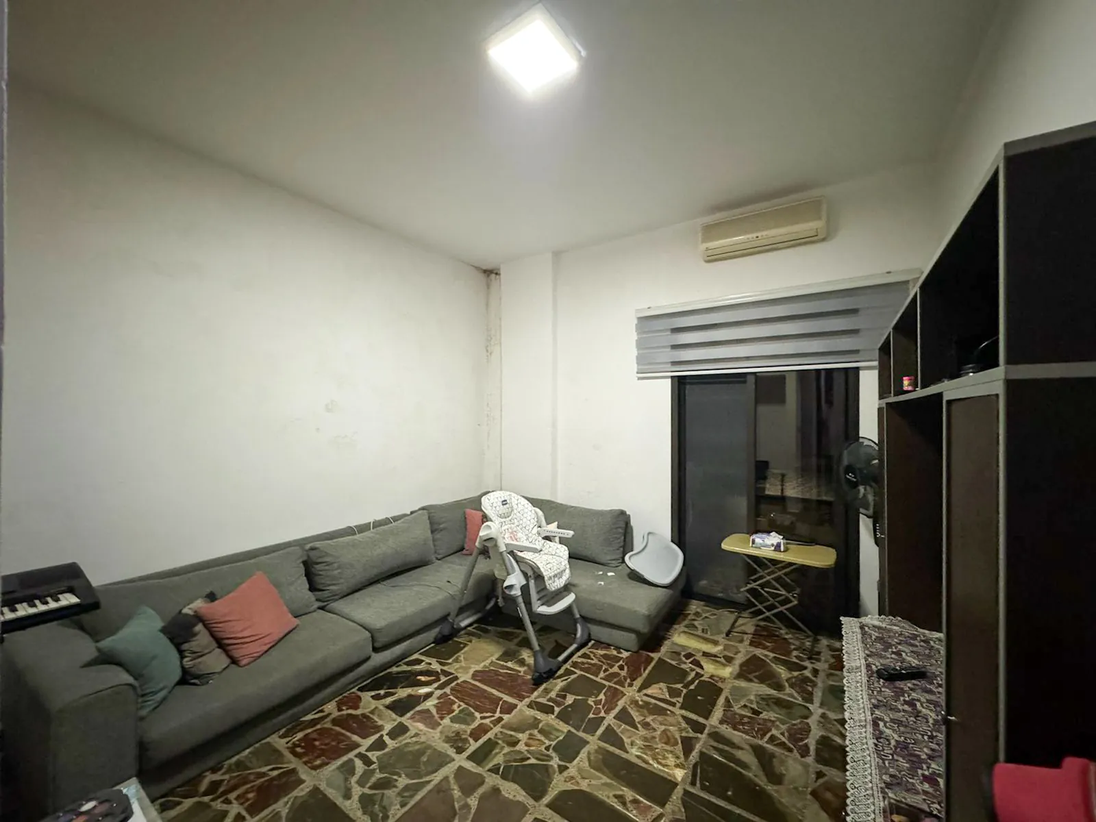 Semi Furnished Apartment in Aoukar, Metn — الصورة 4