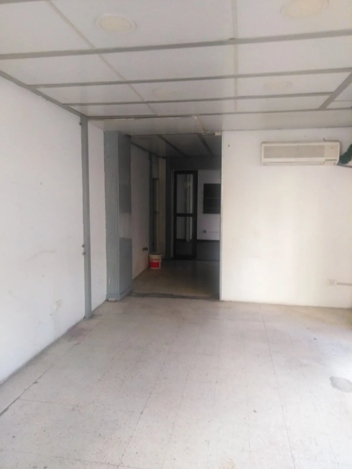 Prime Location Shop in Dekwaneh, Metn
