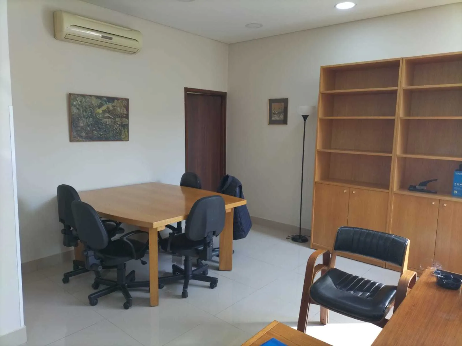 Prime Location Office in Hazmieh, Baabda — الصورة 2