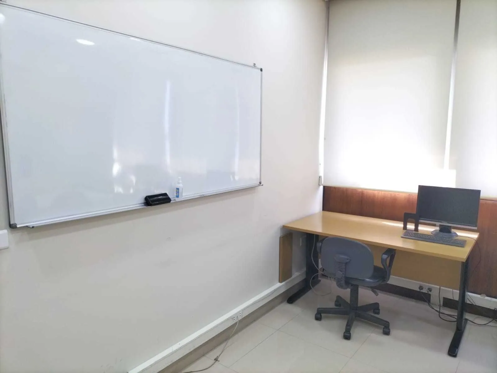 Prime Location Office in Hazmieh, Baabda — الصورة 5