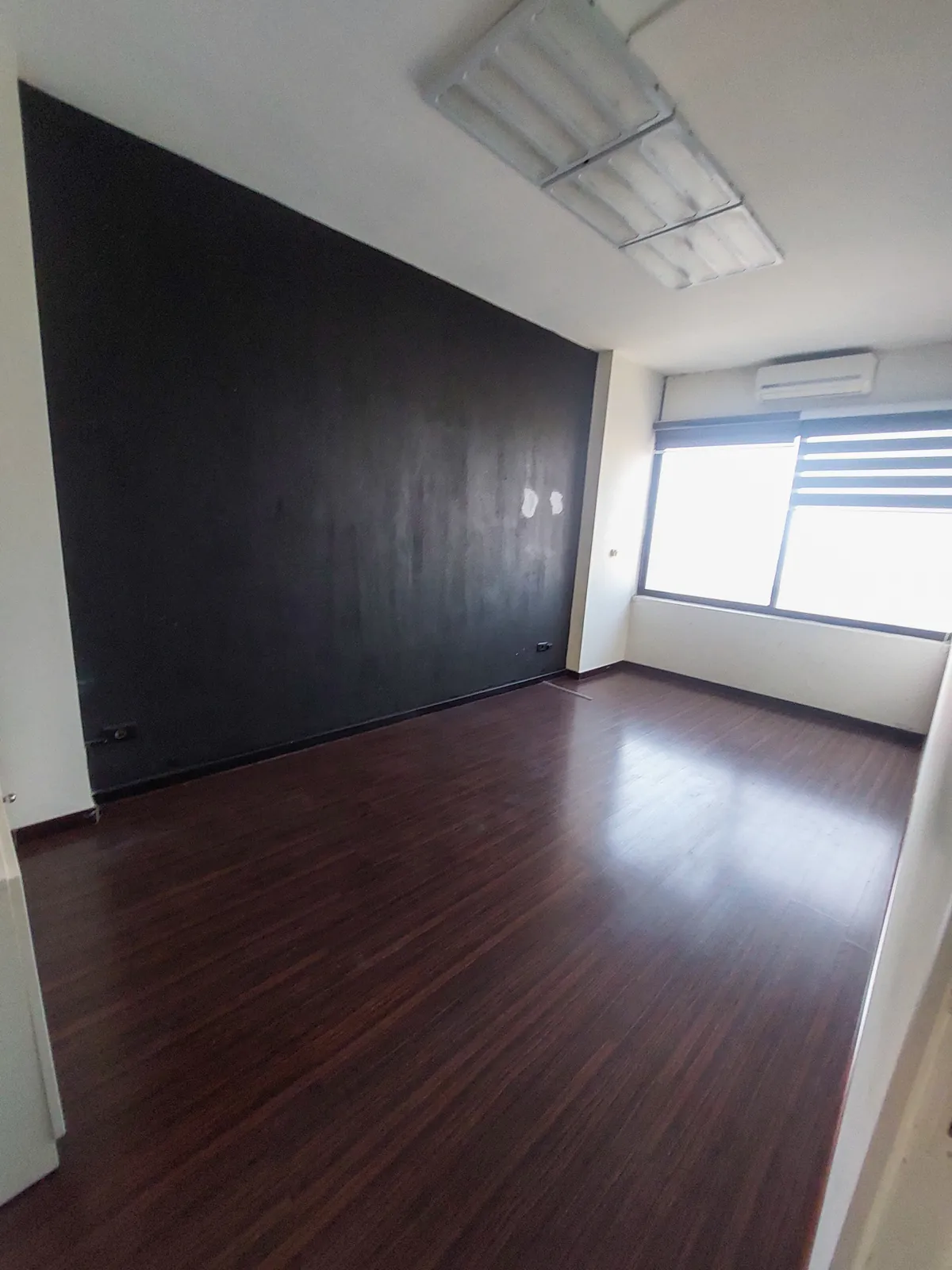 Prime Location Office in Zalka, Metn — الصورة 2