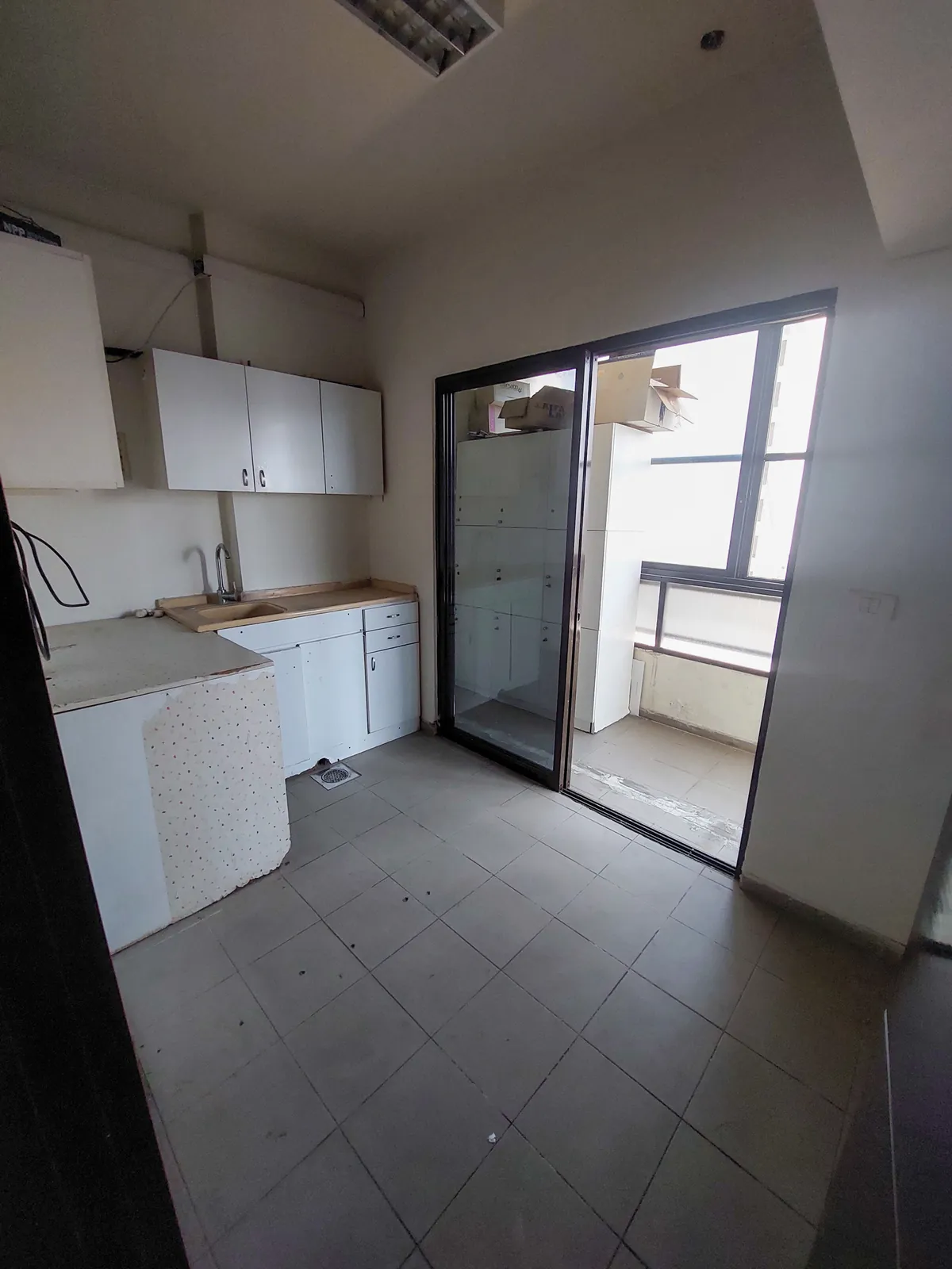 Prime Location Office in Zalka, Metn — الصورة 4