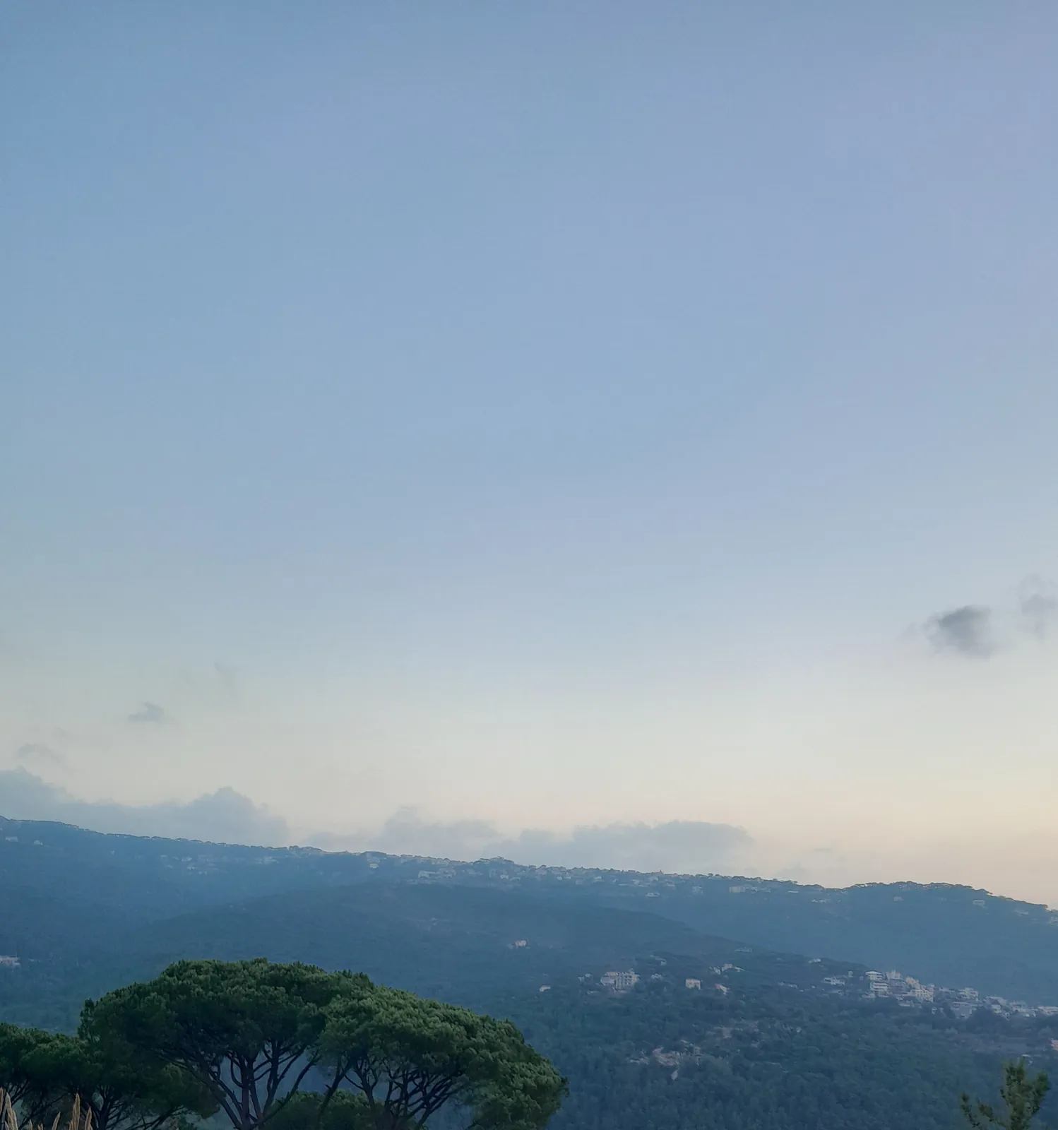 Land in Oyoun Broumana, Metn Overlooking the Mountains
