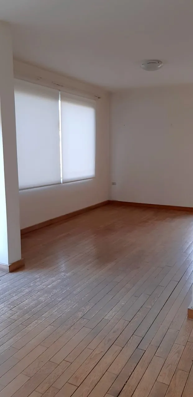 Prime Location Apartment for Rent in Achrafieh Sassine, Beirut — الصورة 2