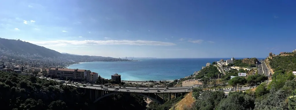 Land in Adma with Full Sea, Jounieh & Beirut Bay View ( Unblockable) — الصورة 1