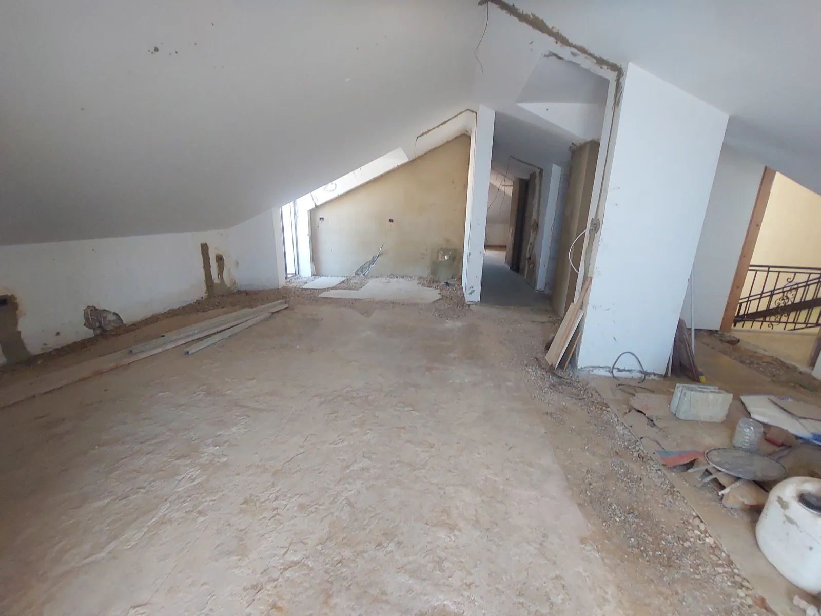New Apartment in Bkenneya, Metn with Sea and Mountain View — الصورة 3