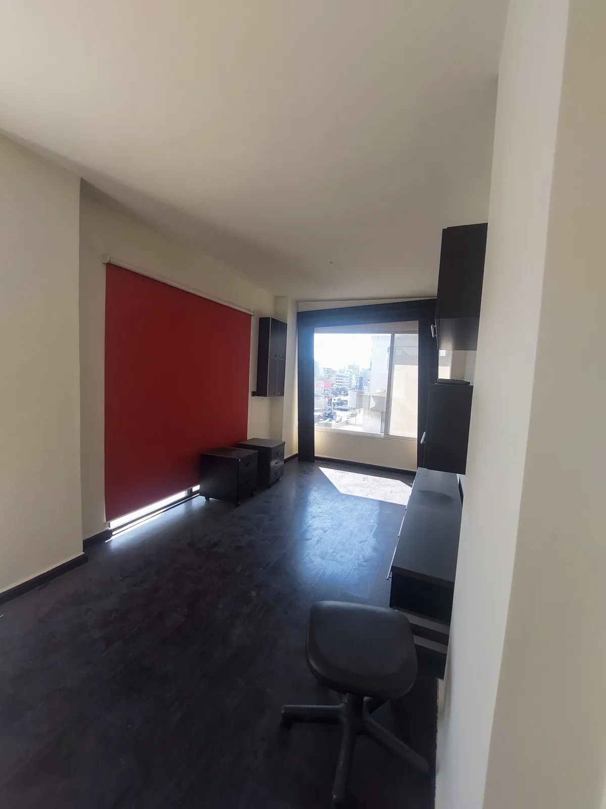 Prime Location Office in Bauchrieh, Metn — الصورة 3