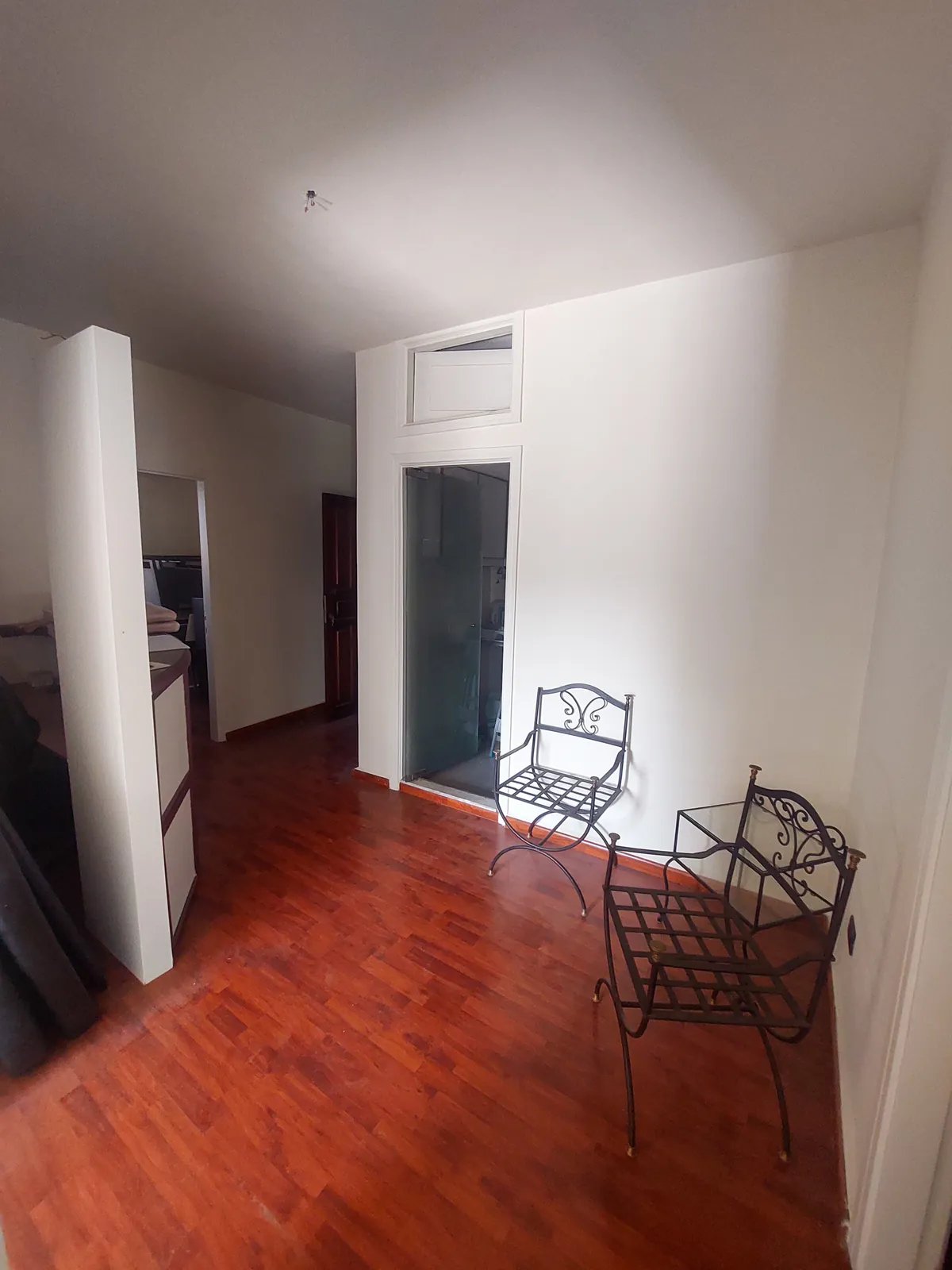 Prime Location Office in Bauchrieh, Metn — الصورة 4