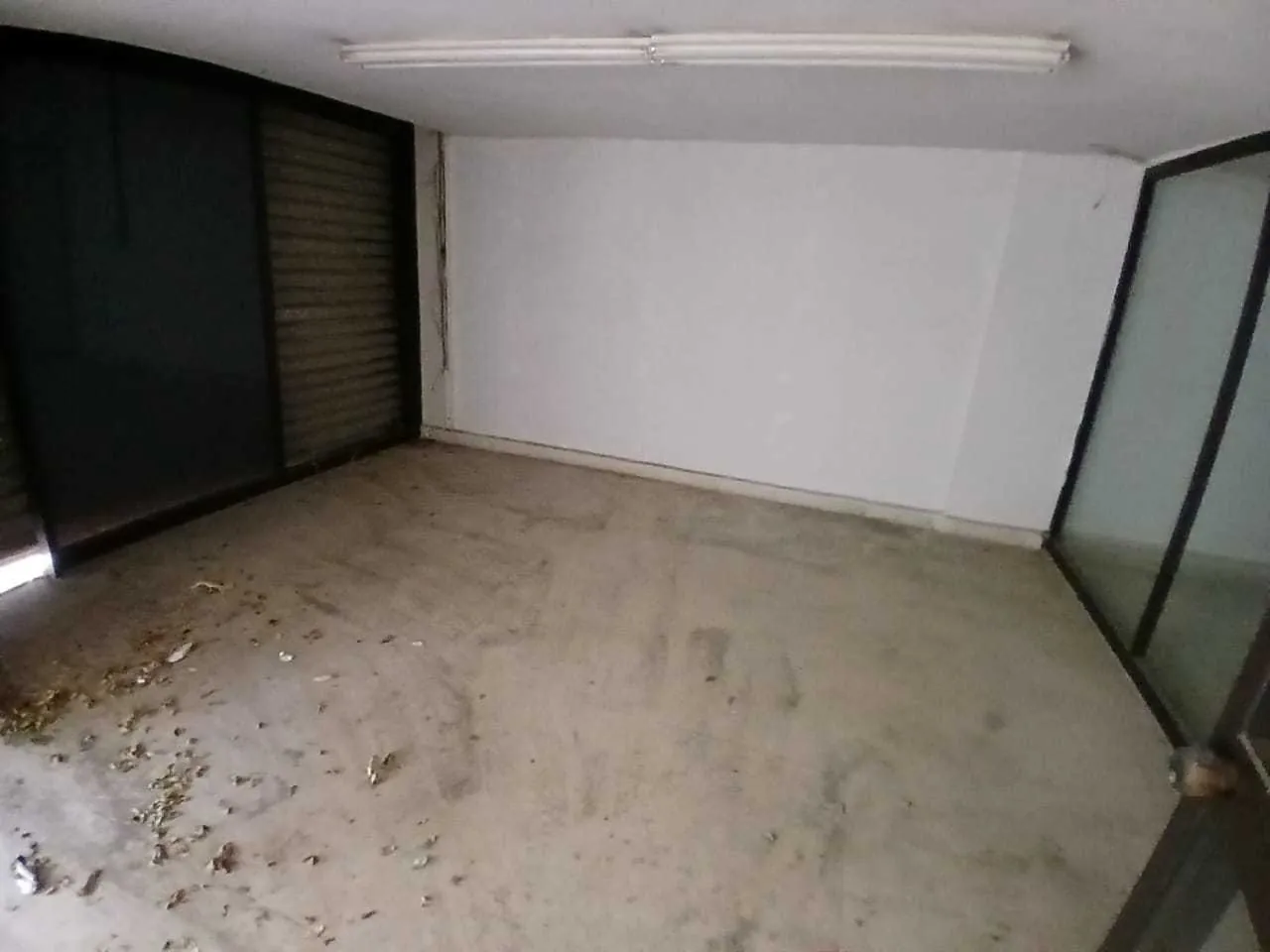 Shop in Bauchrieh, Metn — الصورة 4