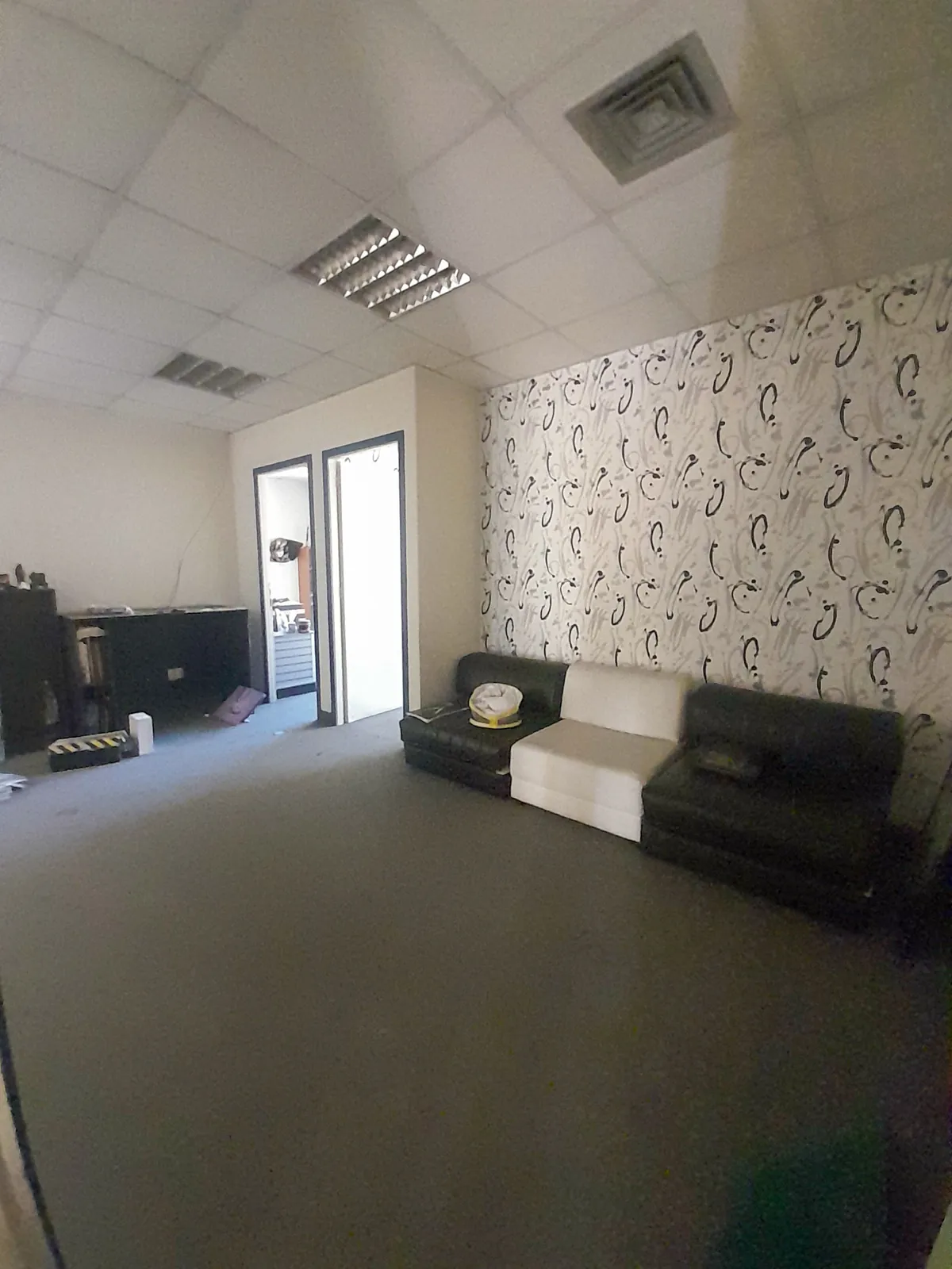Prime Location Office in Zouk Mikael, Keserwan — الصورة 3