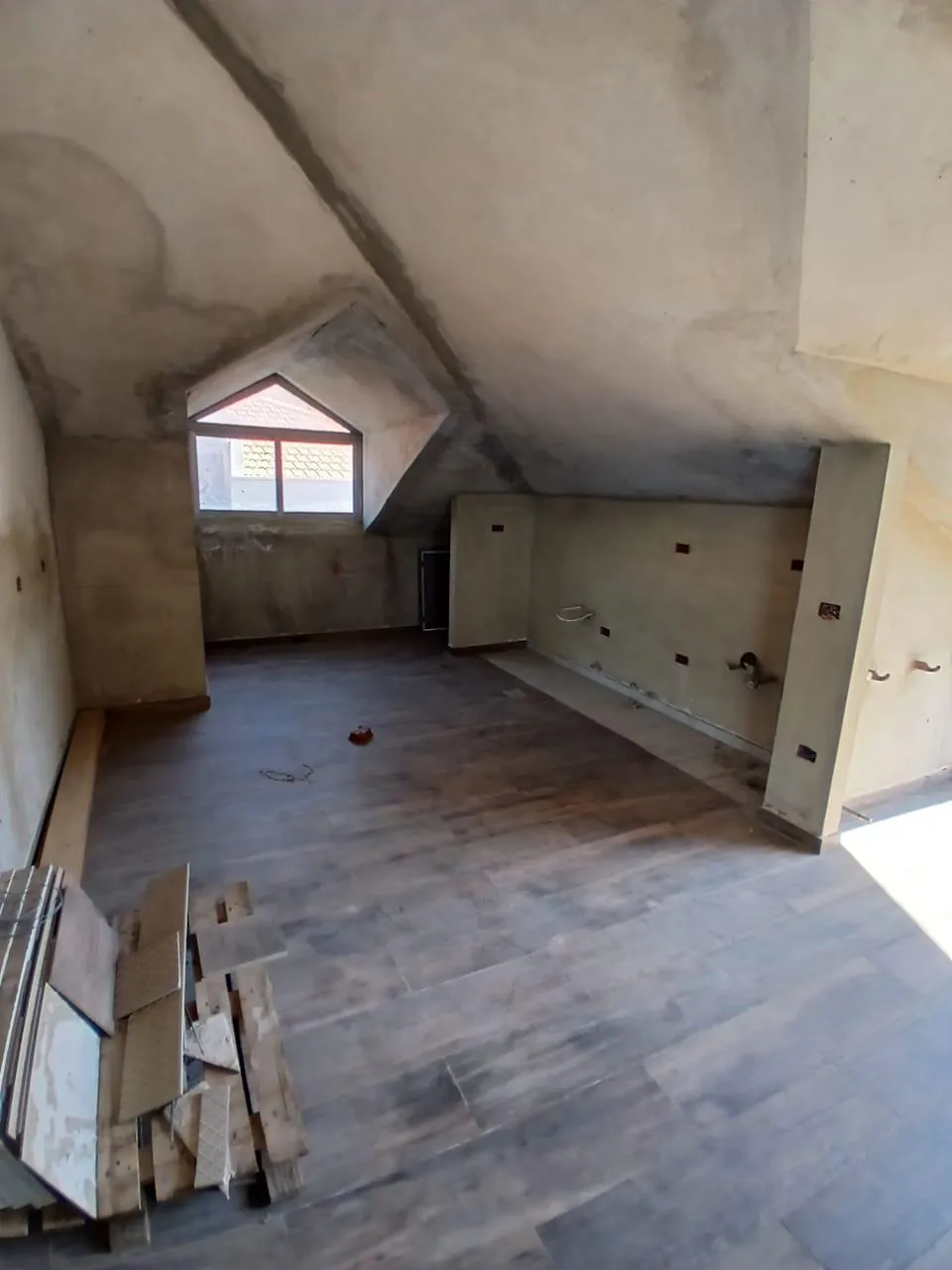 PAYMENT FACILITIES-Rooftop Apartment in Bsalim with Sea View — photo 4