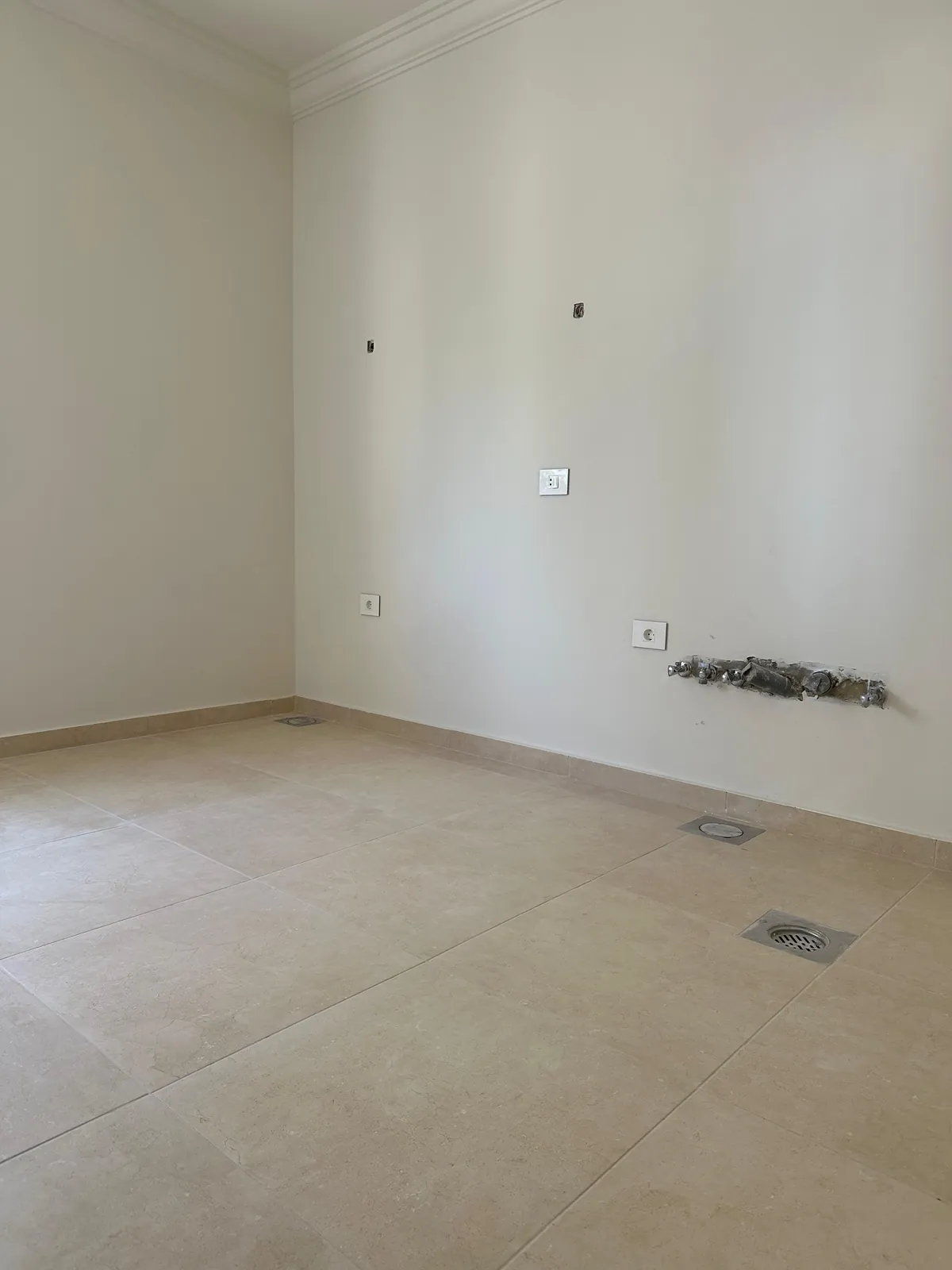 Apartment in Qannabet Broumana with Partial Sea & Greenery View — الصورة 4