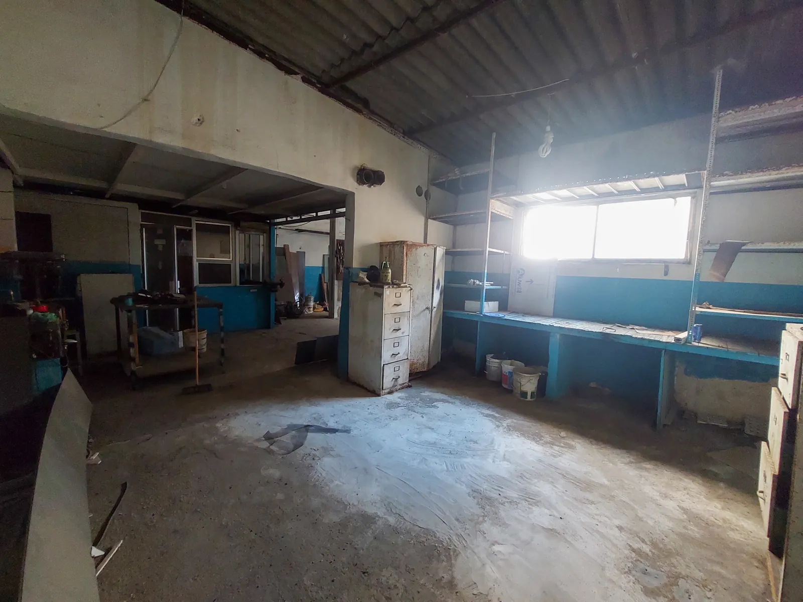 Industrial Shop in Bauchrieh, Metn — الصورة 3