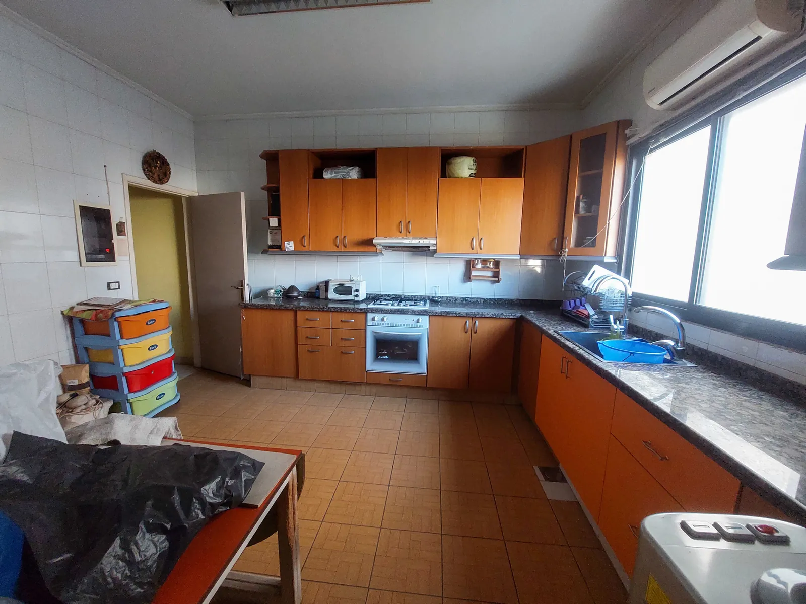 Prime Location Apartment in Jal El Dib, Metn + Terrace — الصورة 5