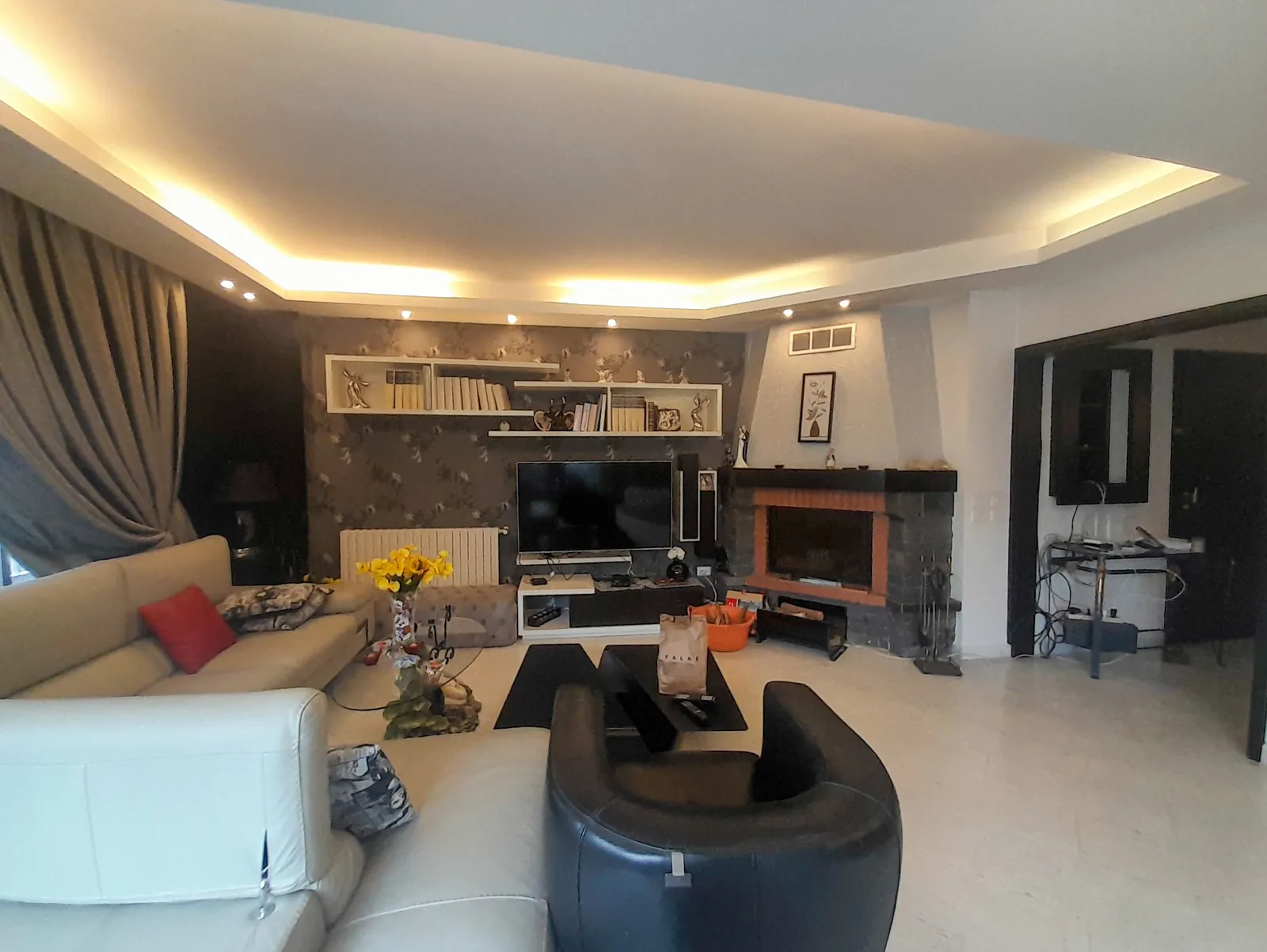 Furnished Apartment in Bhorsaf, Metn with Sea & Mountain View — الصورة 1