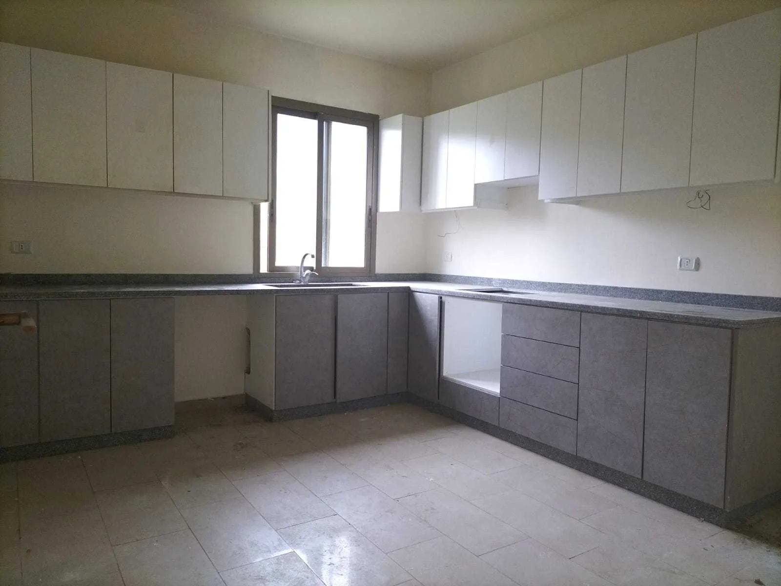 Apartment in Botchay, Baabda with Mountain View — photo 2