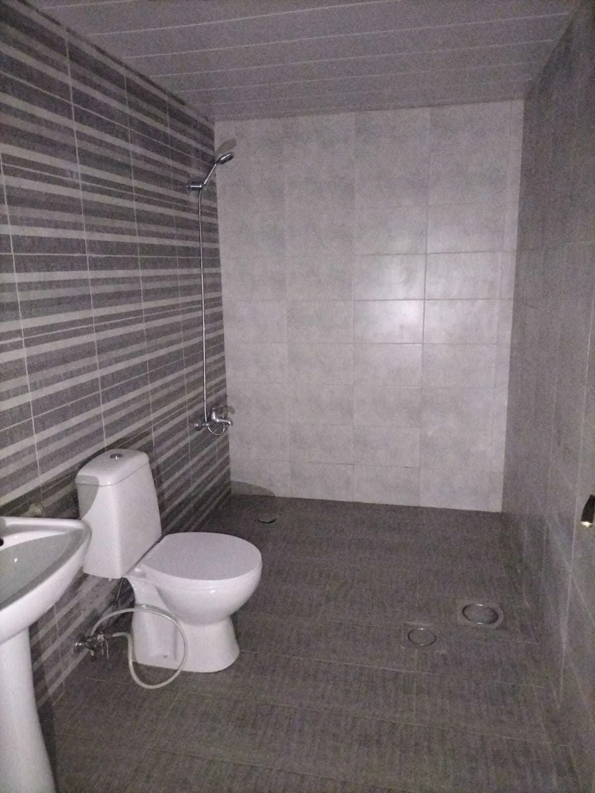Apartment in Botchay, Baabda, with a Breathtaking Mountain View — photo 5