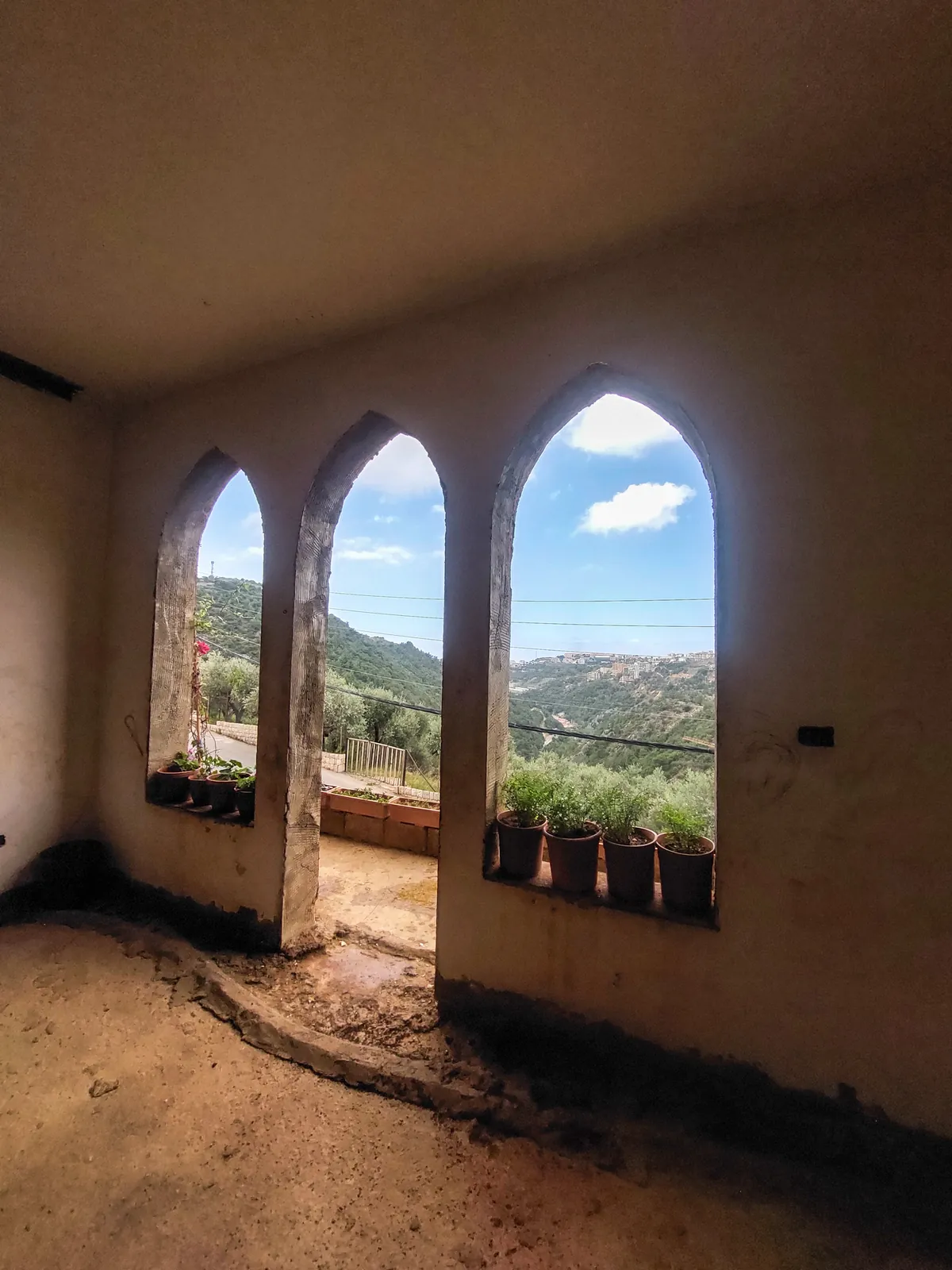 Villa in Zikrit, Metn + Pool & Breathtaking Mountain View — photo 3