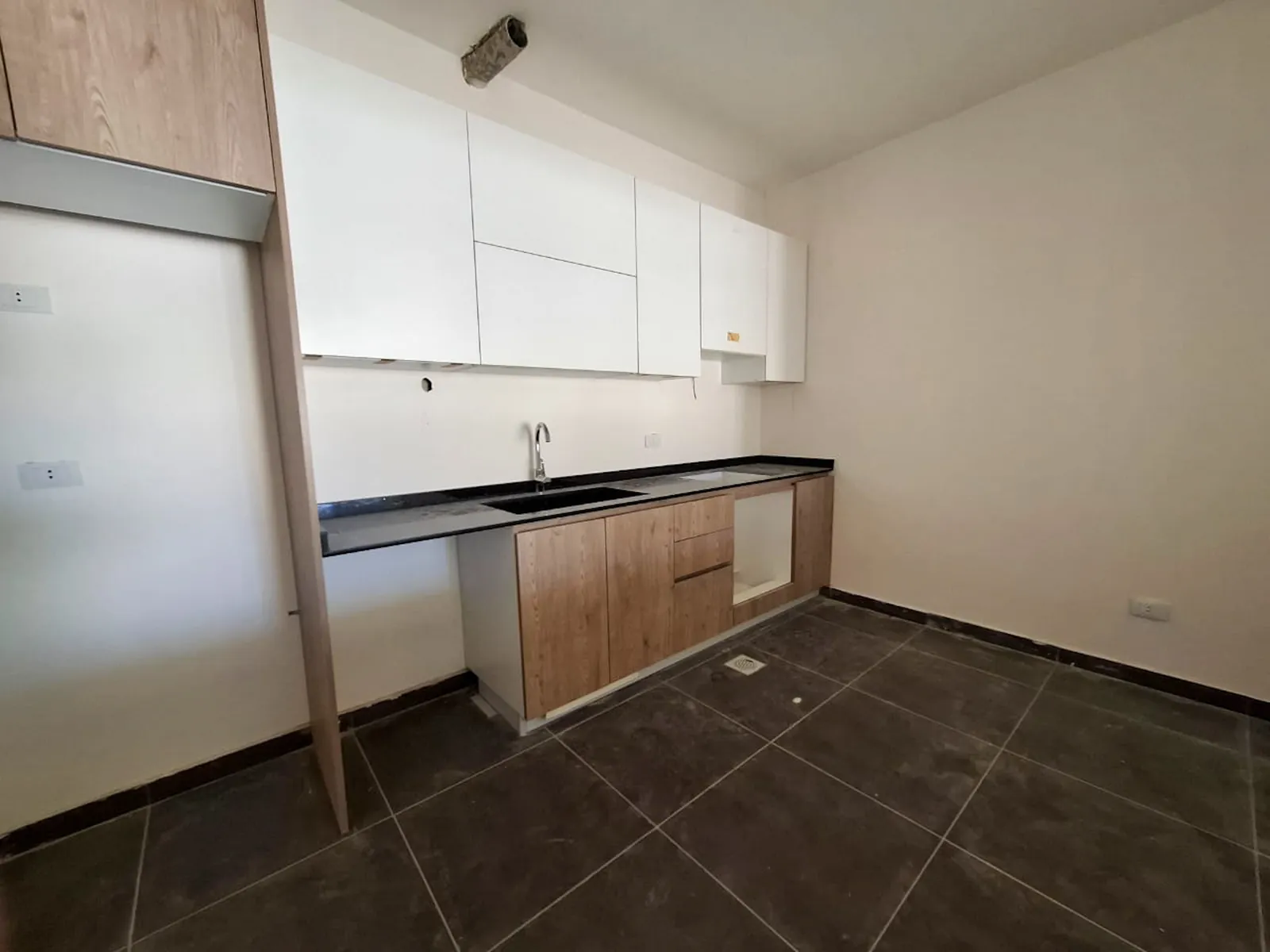 Brand New Apartment in Qornet El Hamra, Metn — photo 4