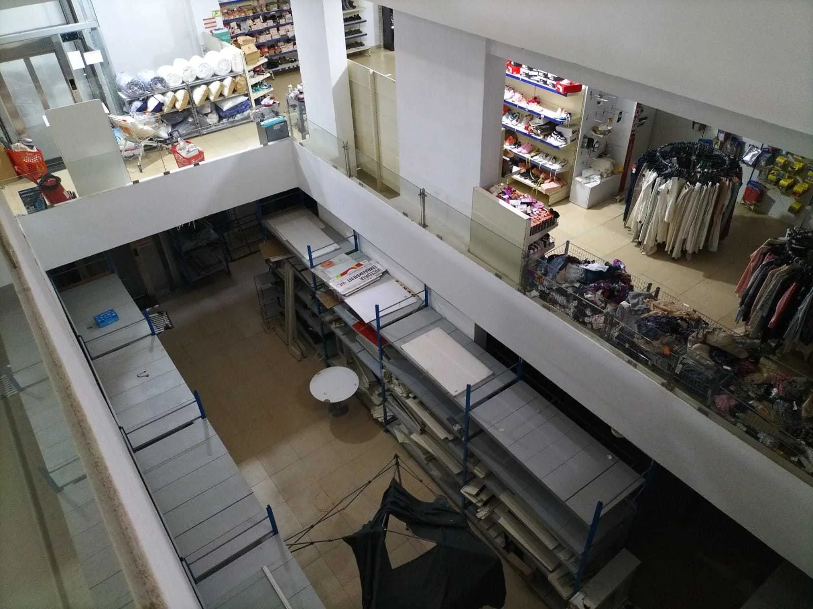 Used Showroom/Warehouse in Jnah, Beirut — الصورة 3